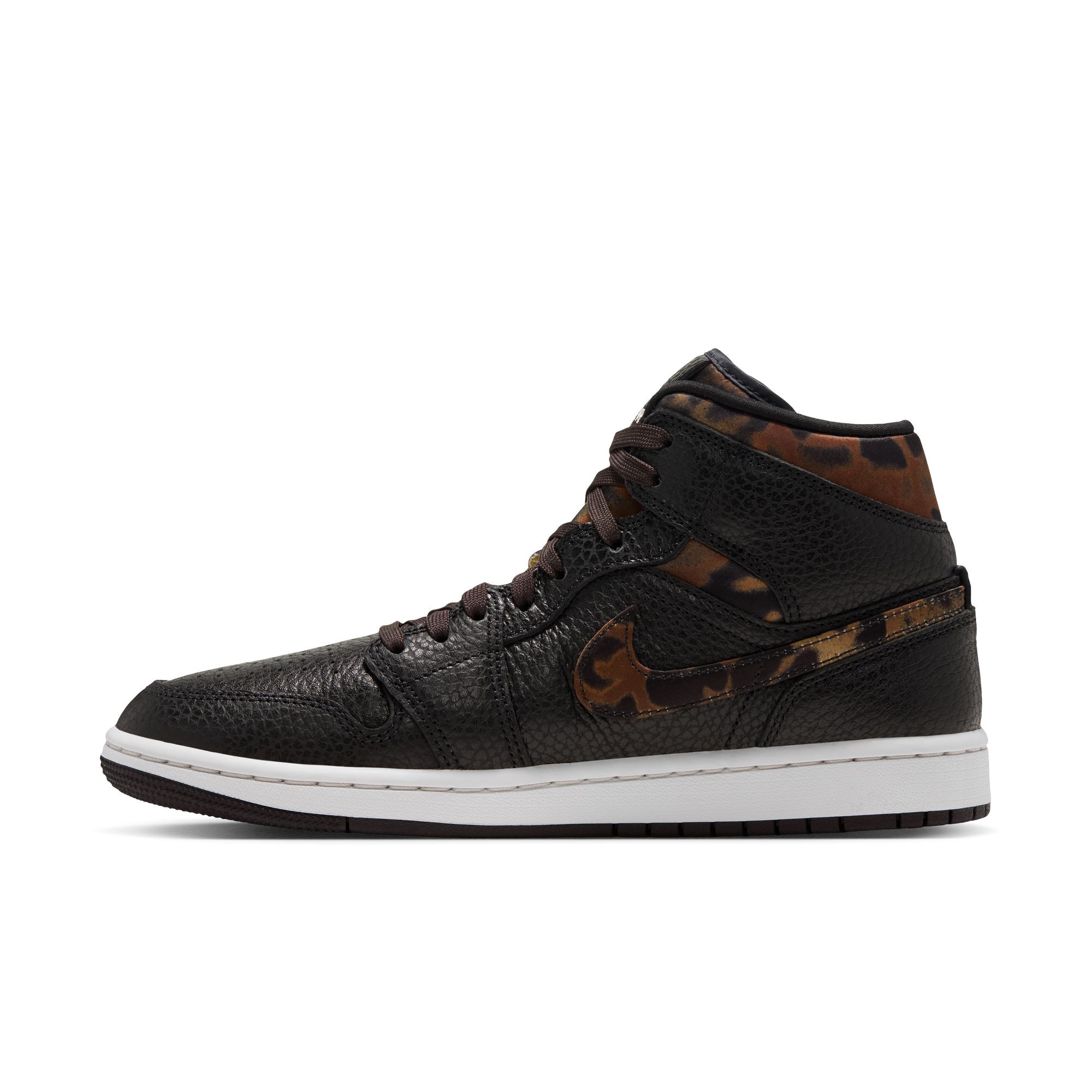 Air Jordan 1 Mid SE image number 4