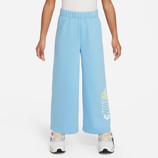 نايكي فلورال نايكي فلورال