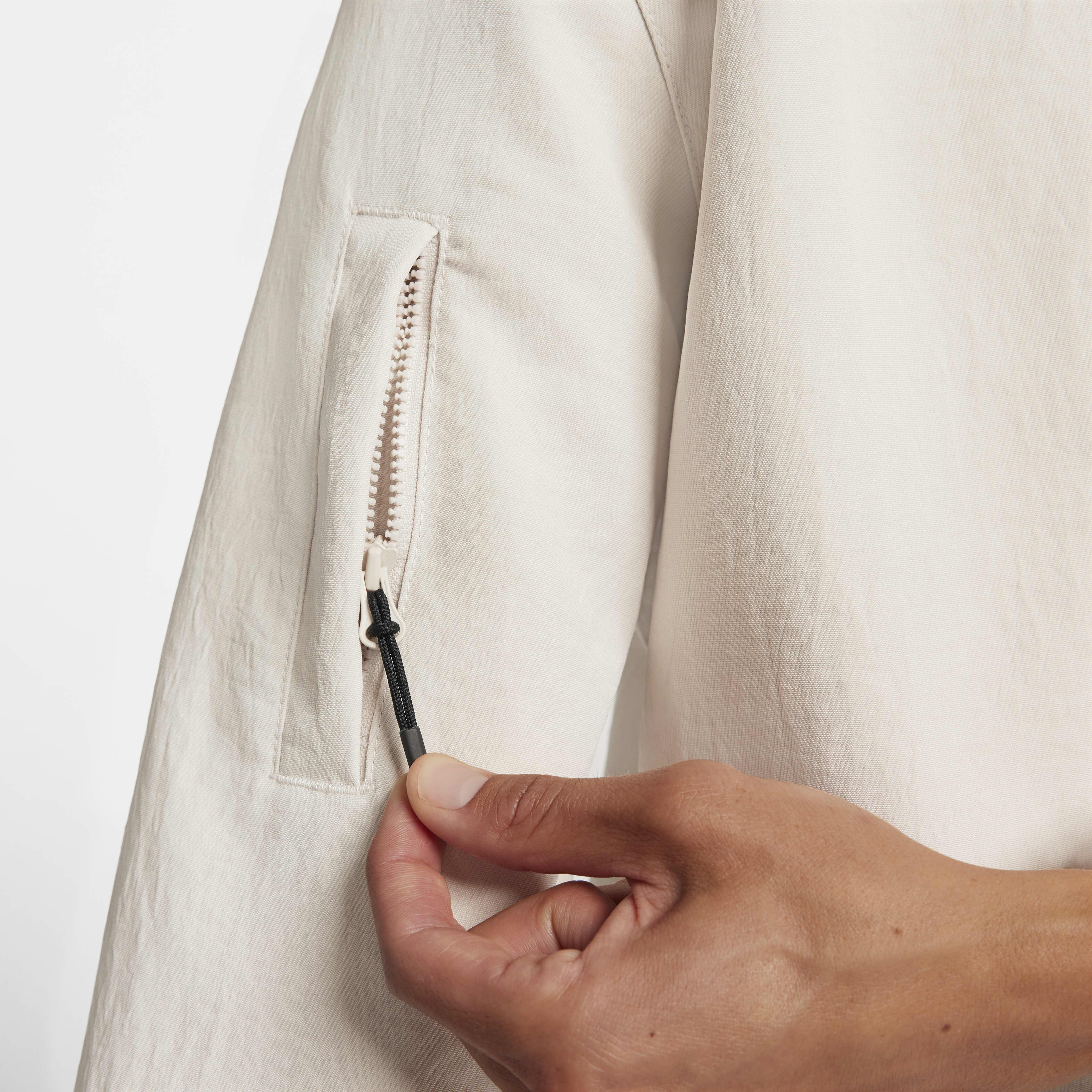 Nike Therma-FIT Unscripted image number 5