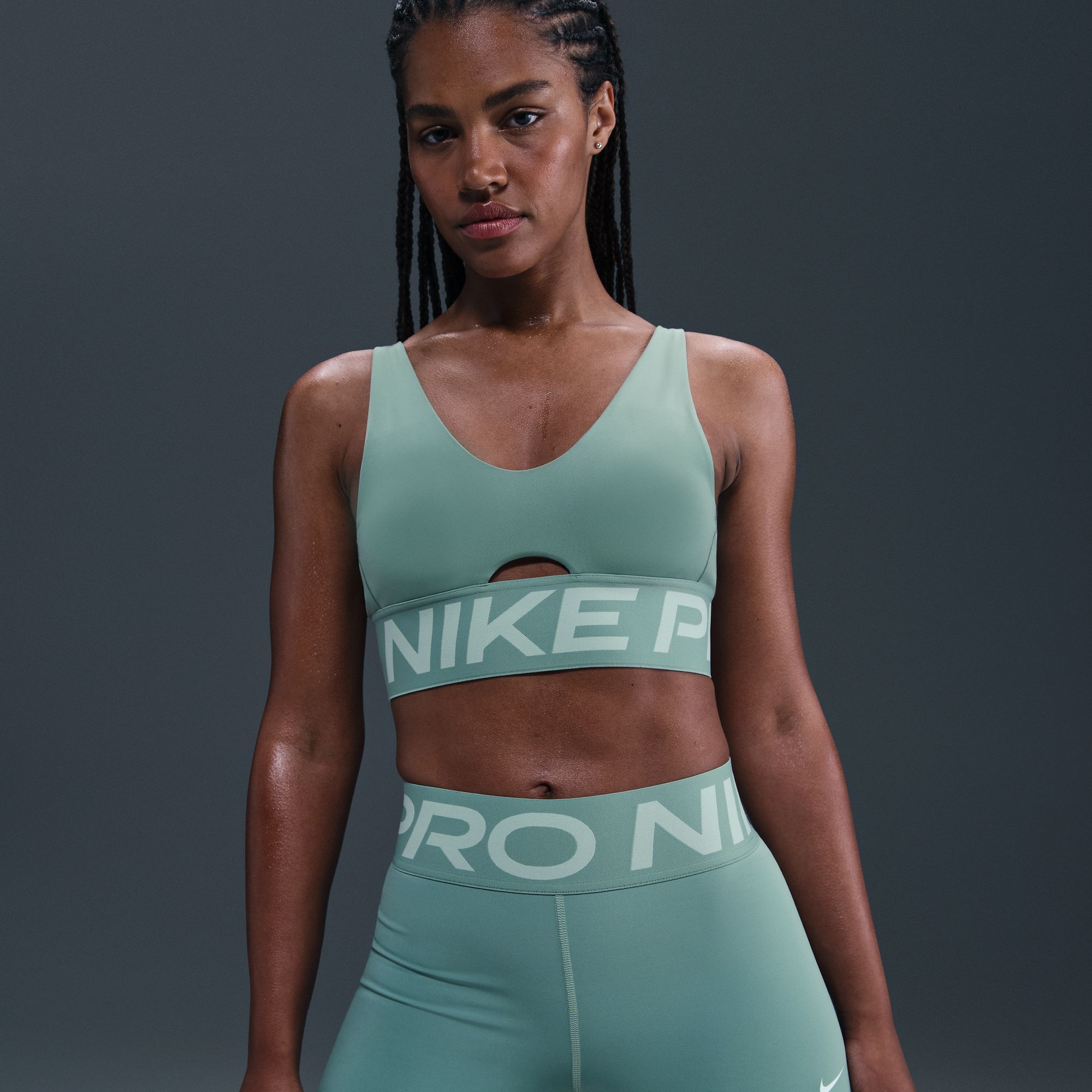 Nike Pro Sculpt image number 8