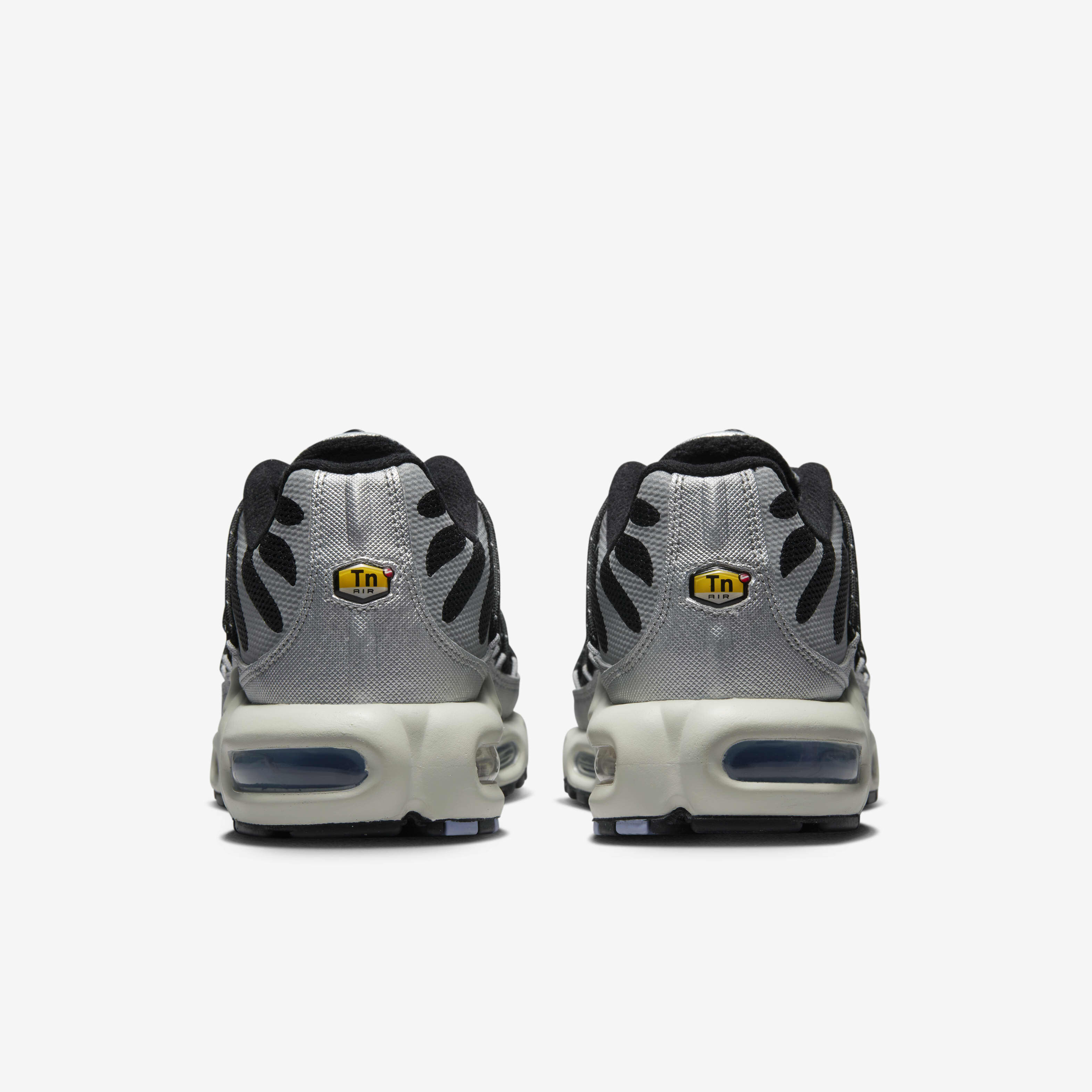 Nike Air Max Plus image number 6