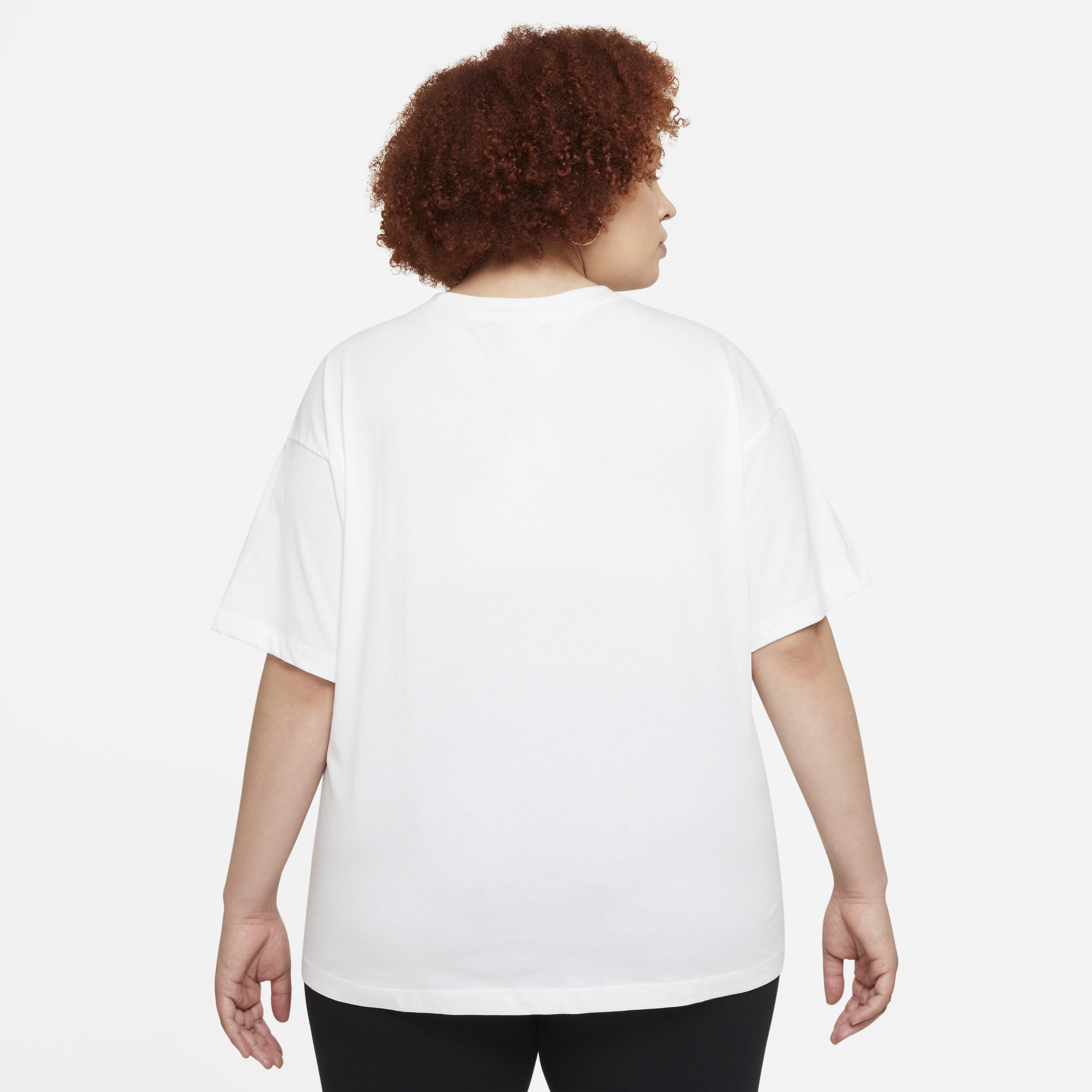 Nike Sportswear Essential image number 1