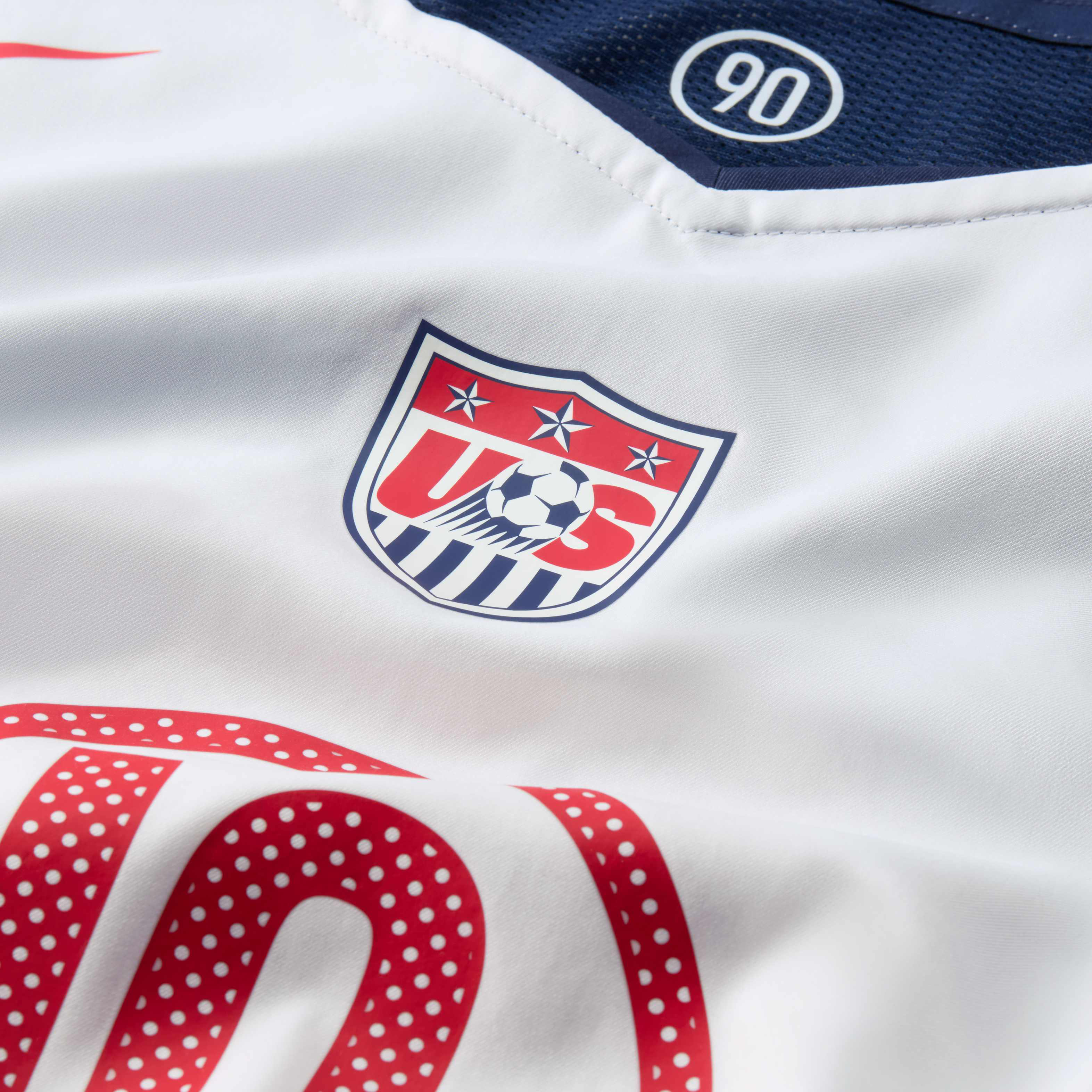 لاندون دونوفان USMNT 2004 توتال 90 ريشيو image number 5