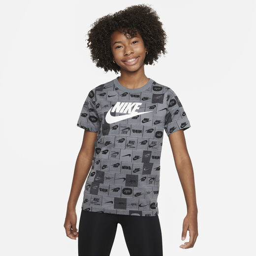 T-Shirts & Tops-Nike, Nike Sportswear, Older Kids' T-Shirt