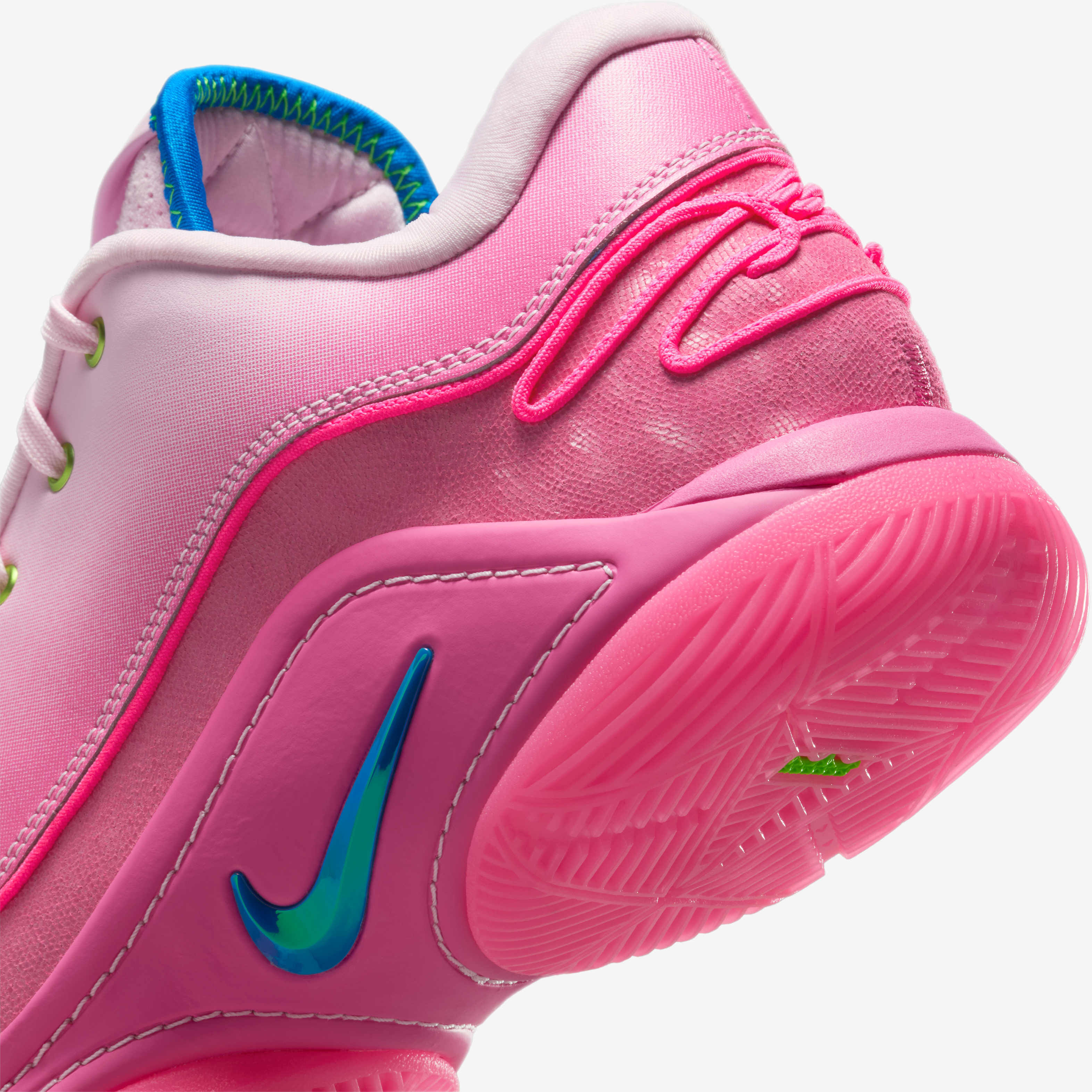 ليبرون 22 اس ان image number 7