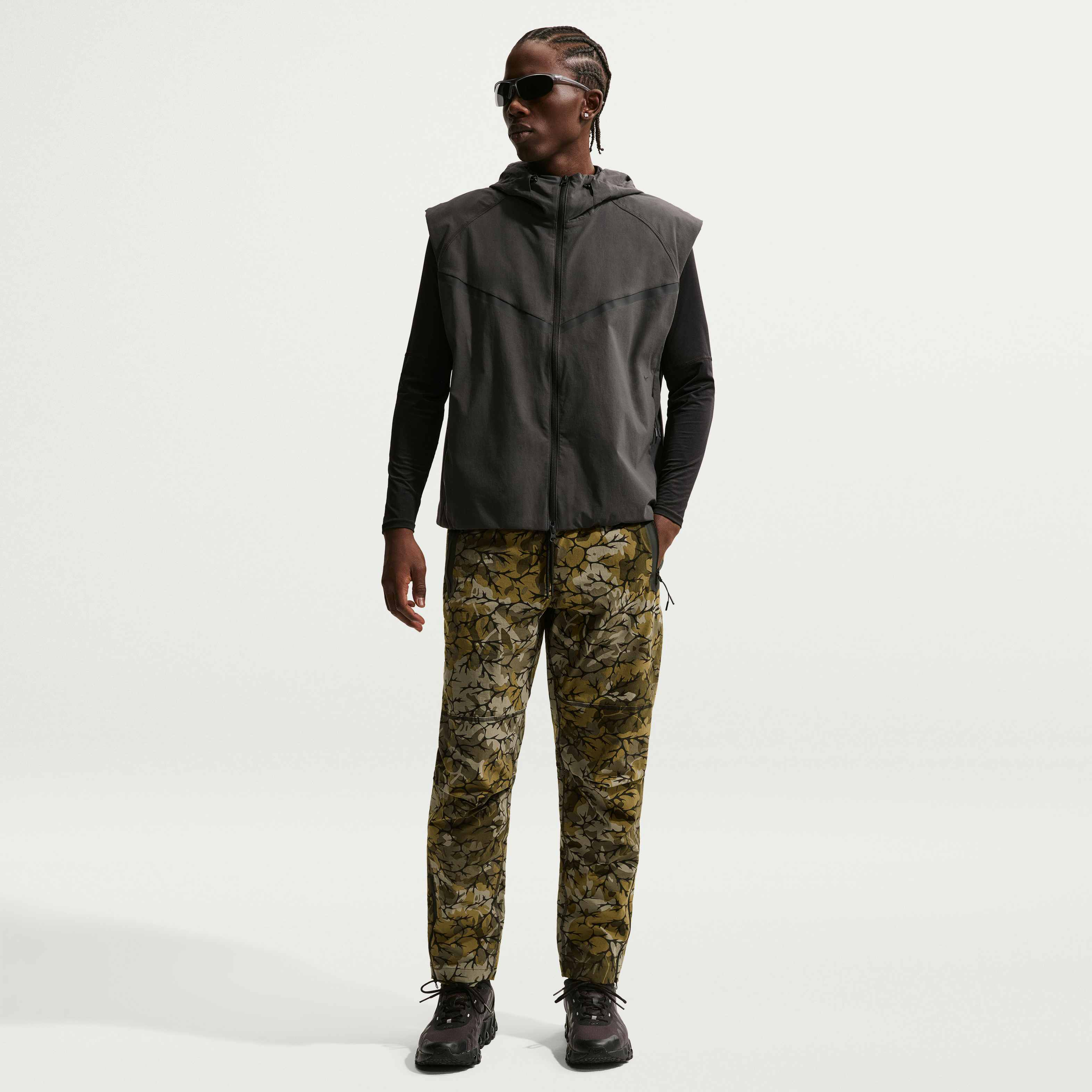 نايكي تك image number 0