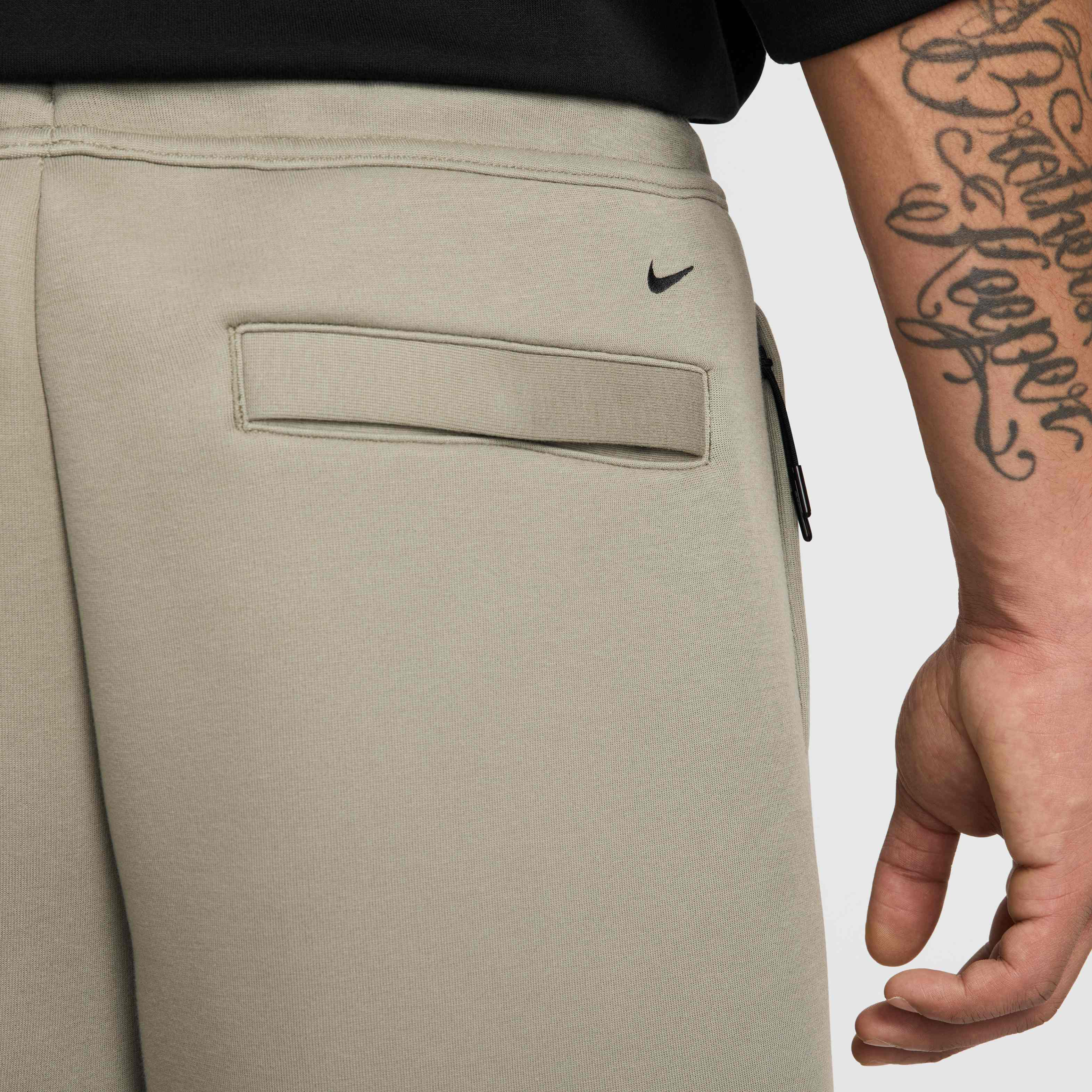 نايكي تك image number 4