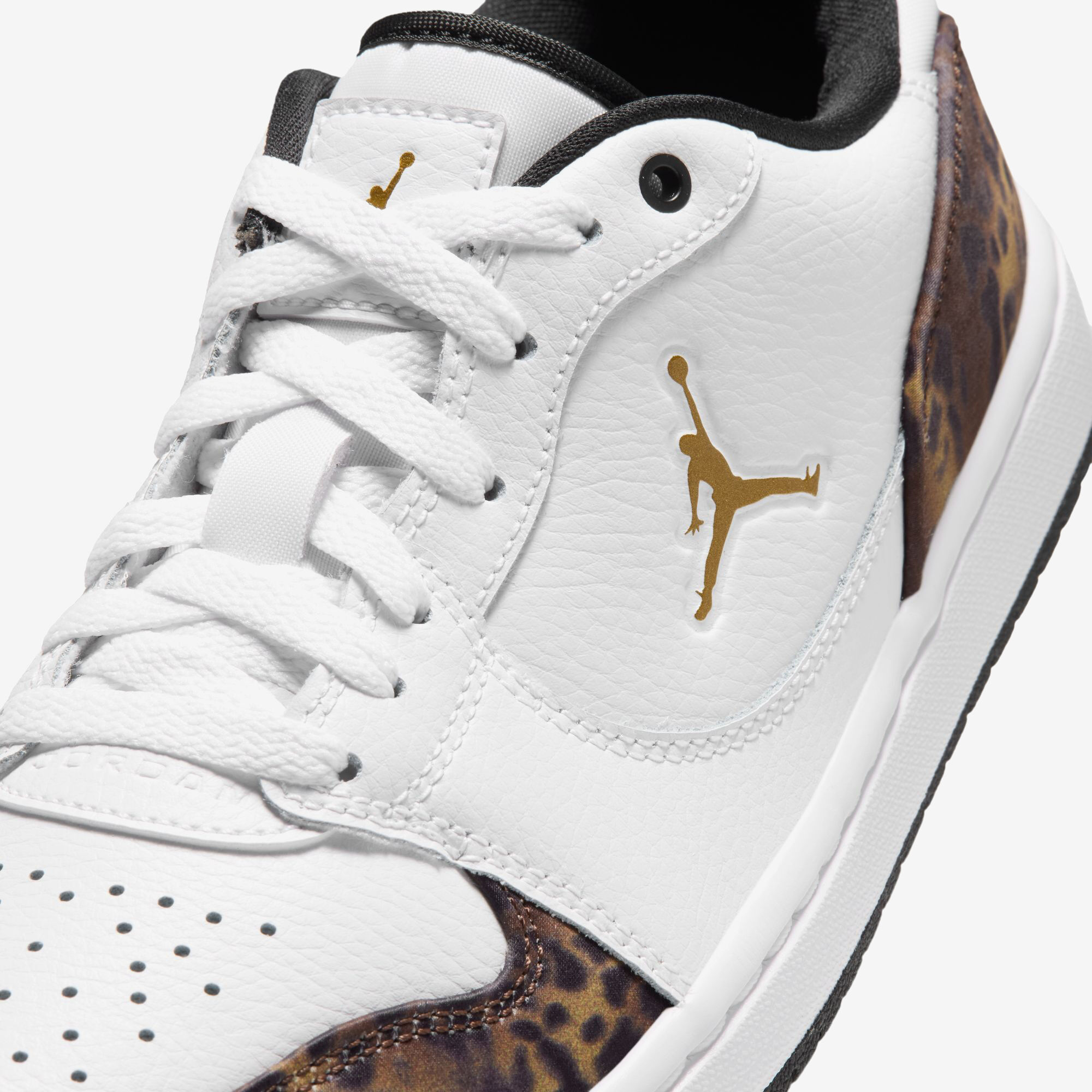Jordan Court Connect Low image number 8