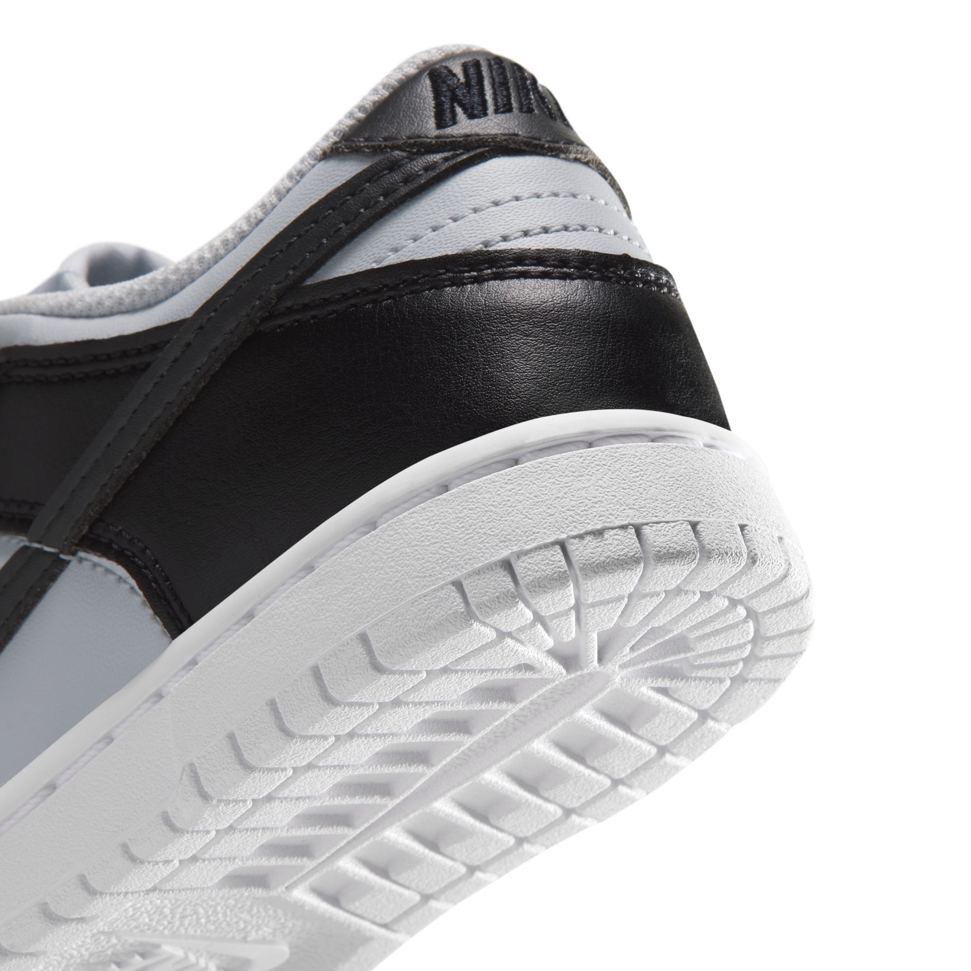 Nike Dunk Low image number 9