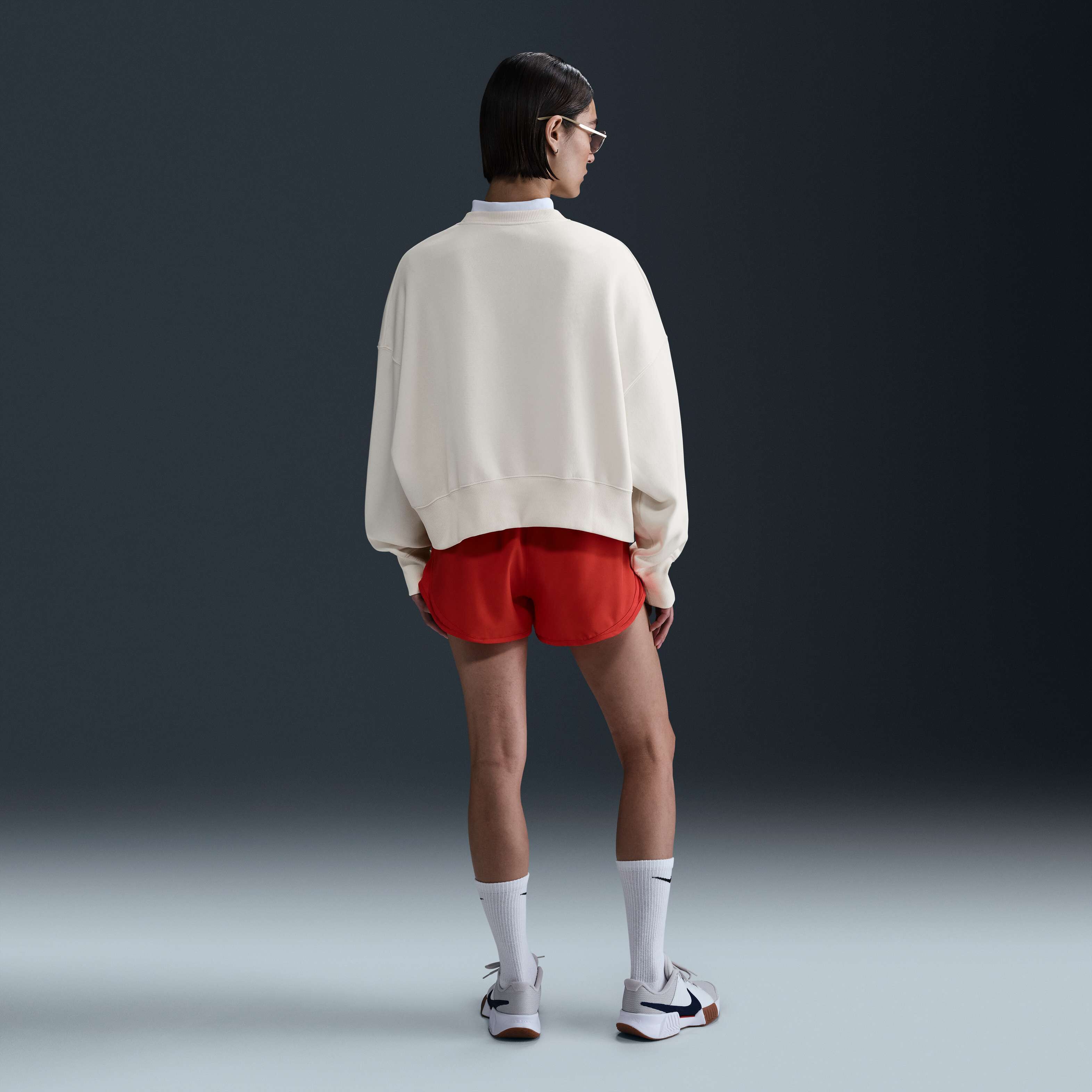 NikeCourt Phoenix Fleece image number 4