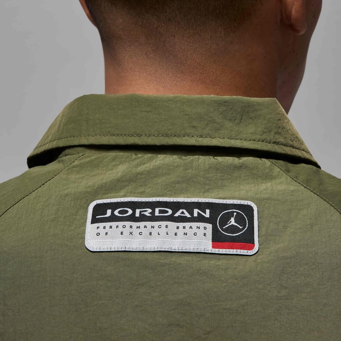 Jordan Essentials image number 4 Jordan Essentials image number 4