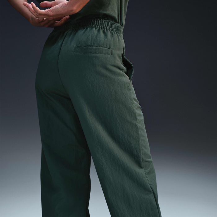 نايكي سبورتسوير ايفريثنج ووفنز image number 1 نايكي سبورتسوير ايفريثنج ووفنز image number 1