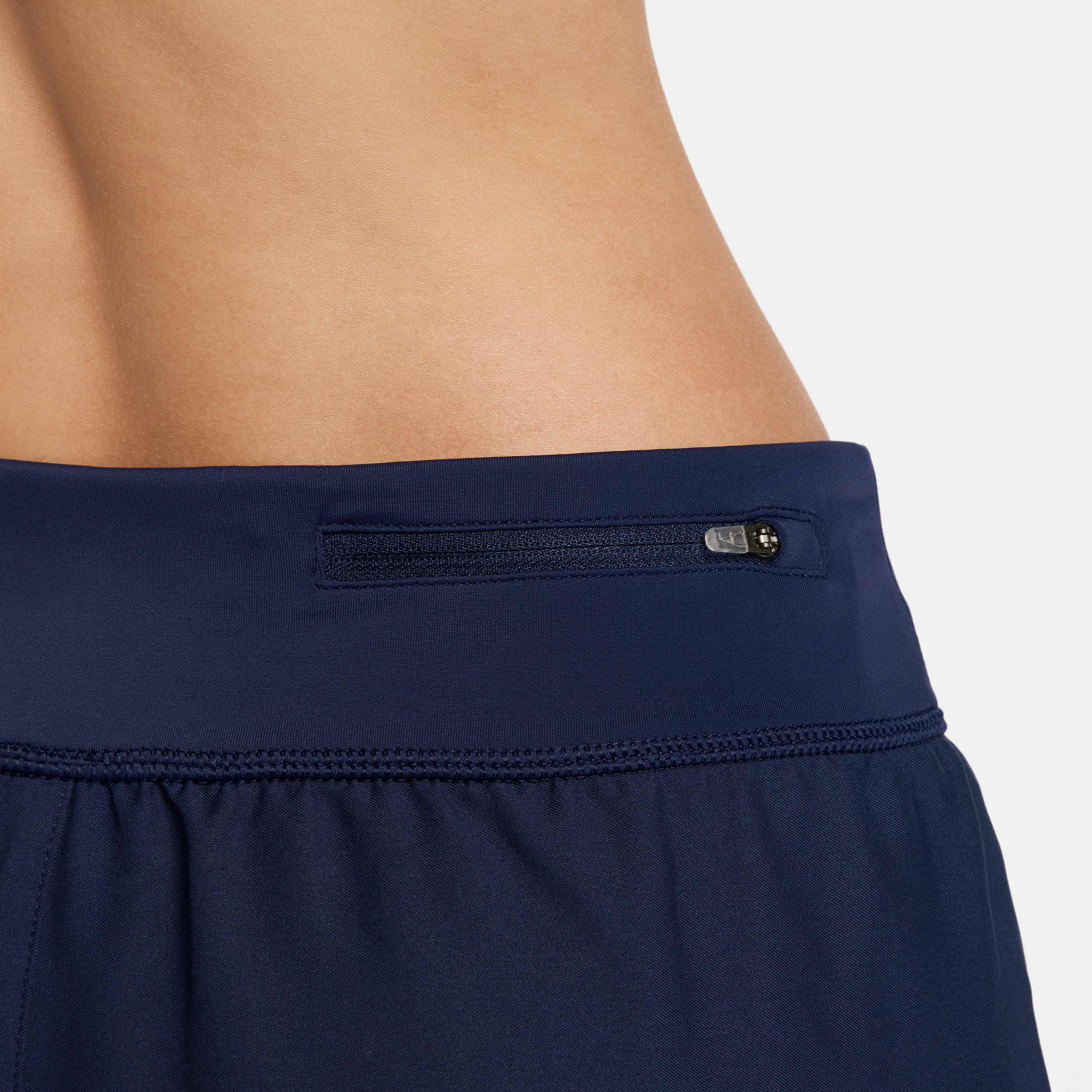 Nike Swim Effortless Essential image number 4