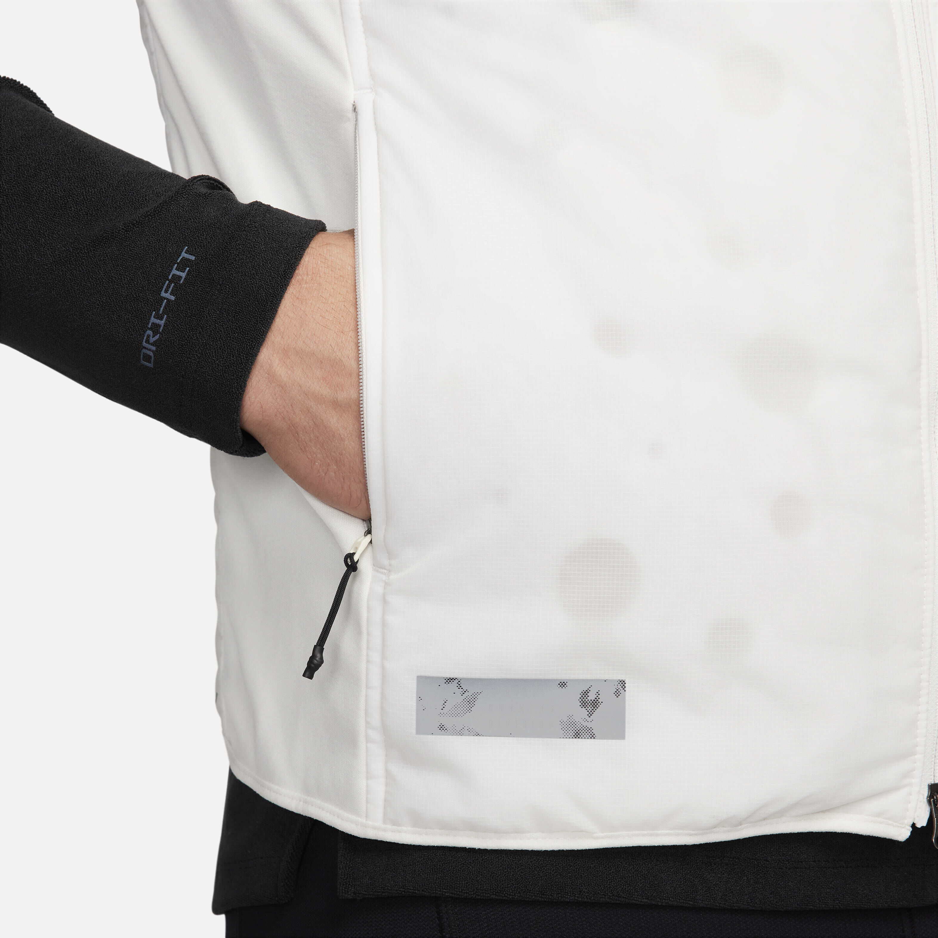 Nike Running Division AeroLayer image number 4