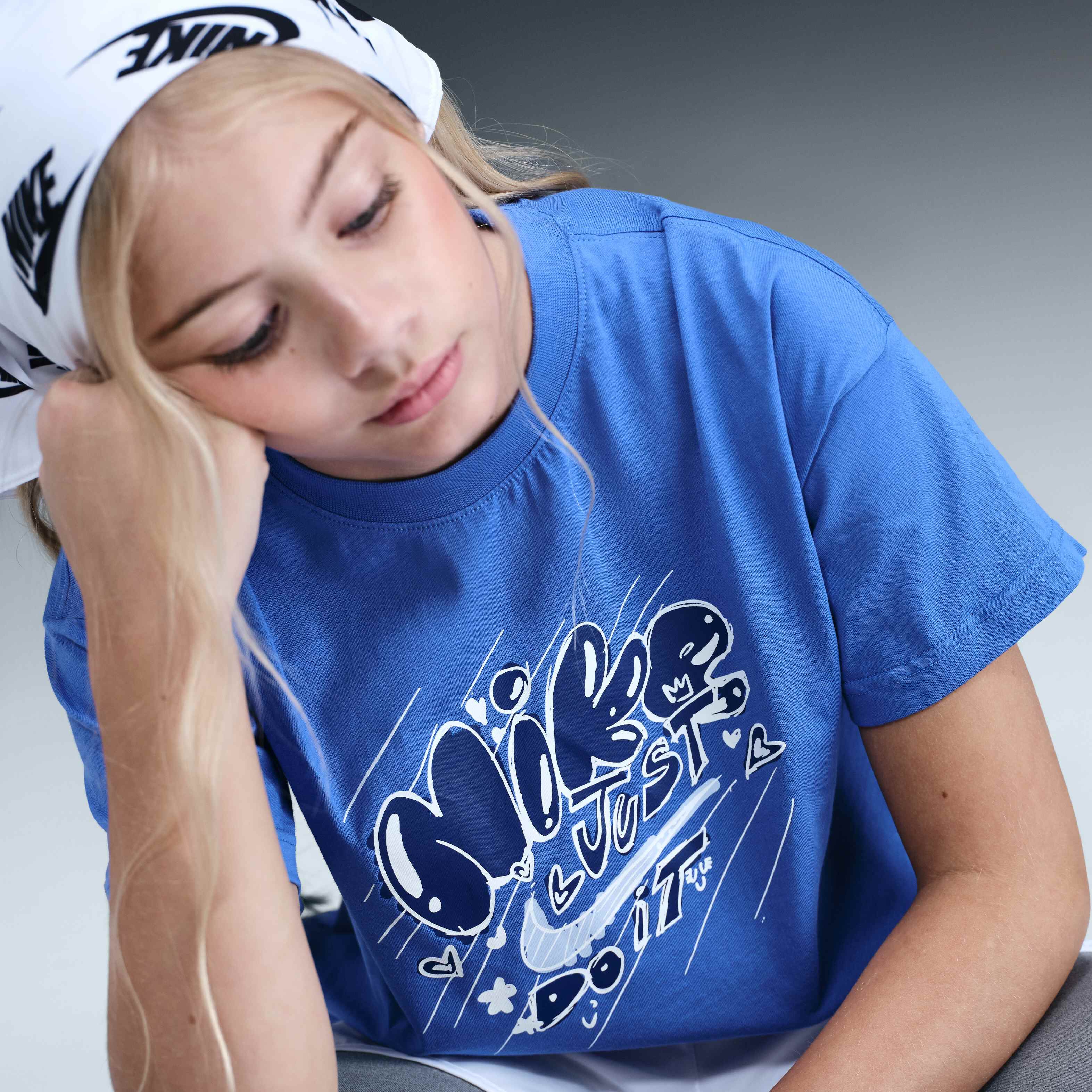 نايكي سبورتسوير image number 2