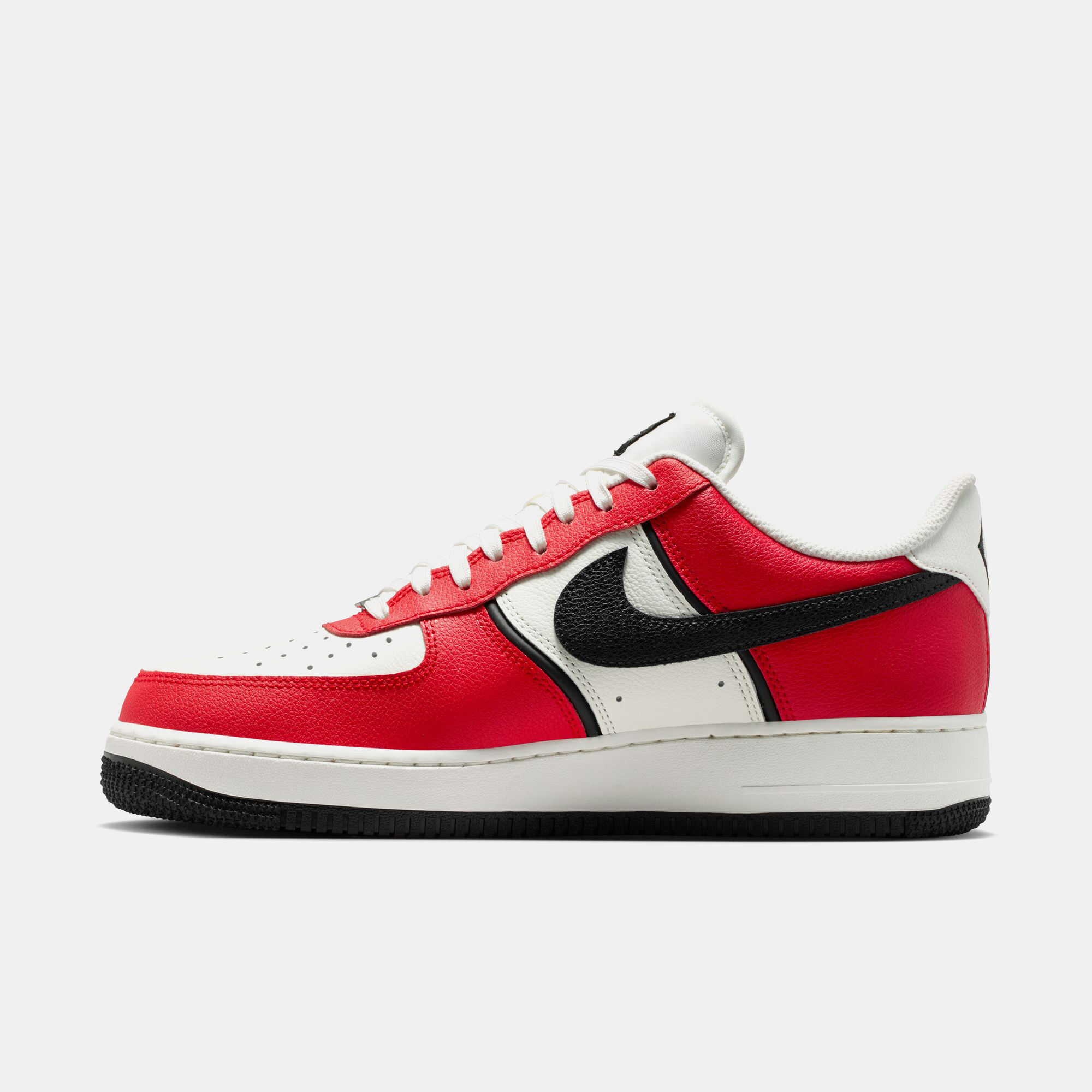 Nike Air Force 1 '07 LV8  image number 4