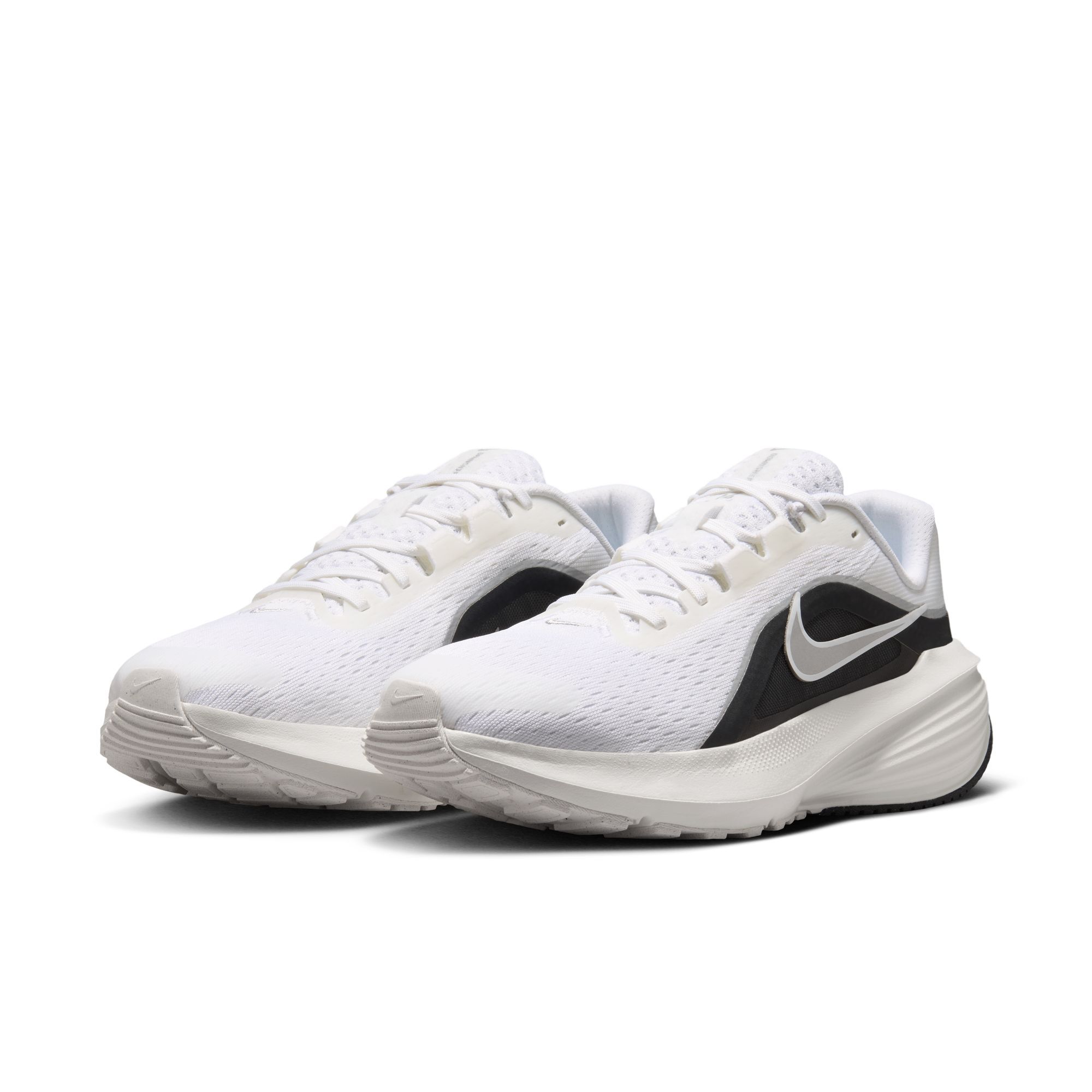 Nike Downshifter 14 image number 2