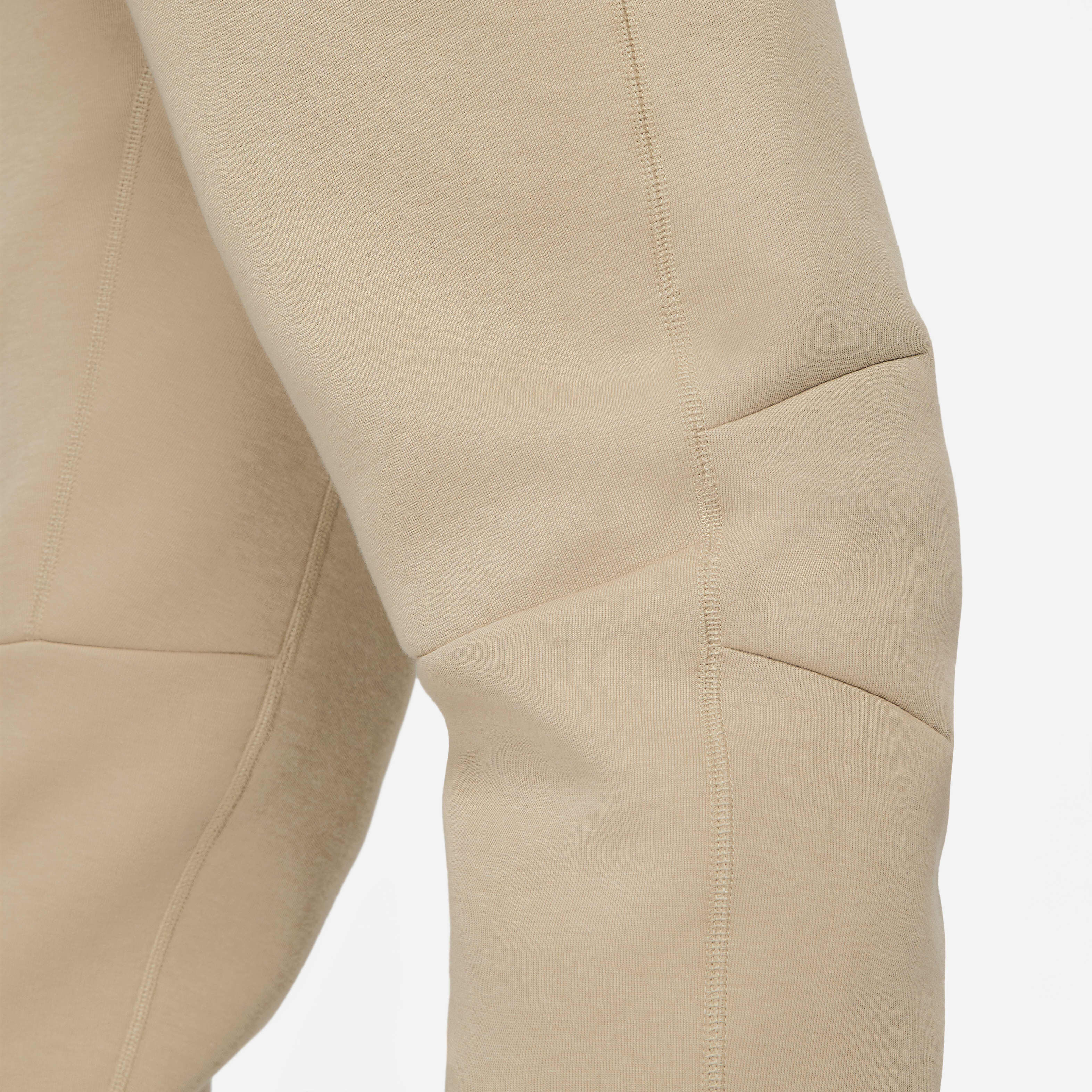 Nike Sportswear Tech Fleece image number 5