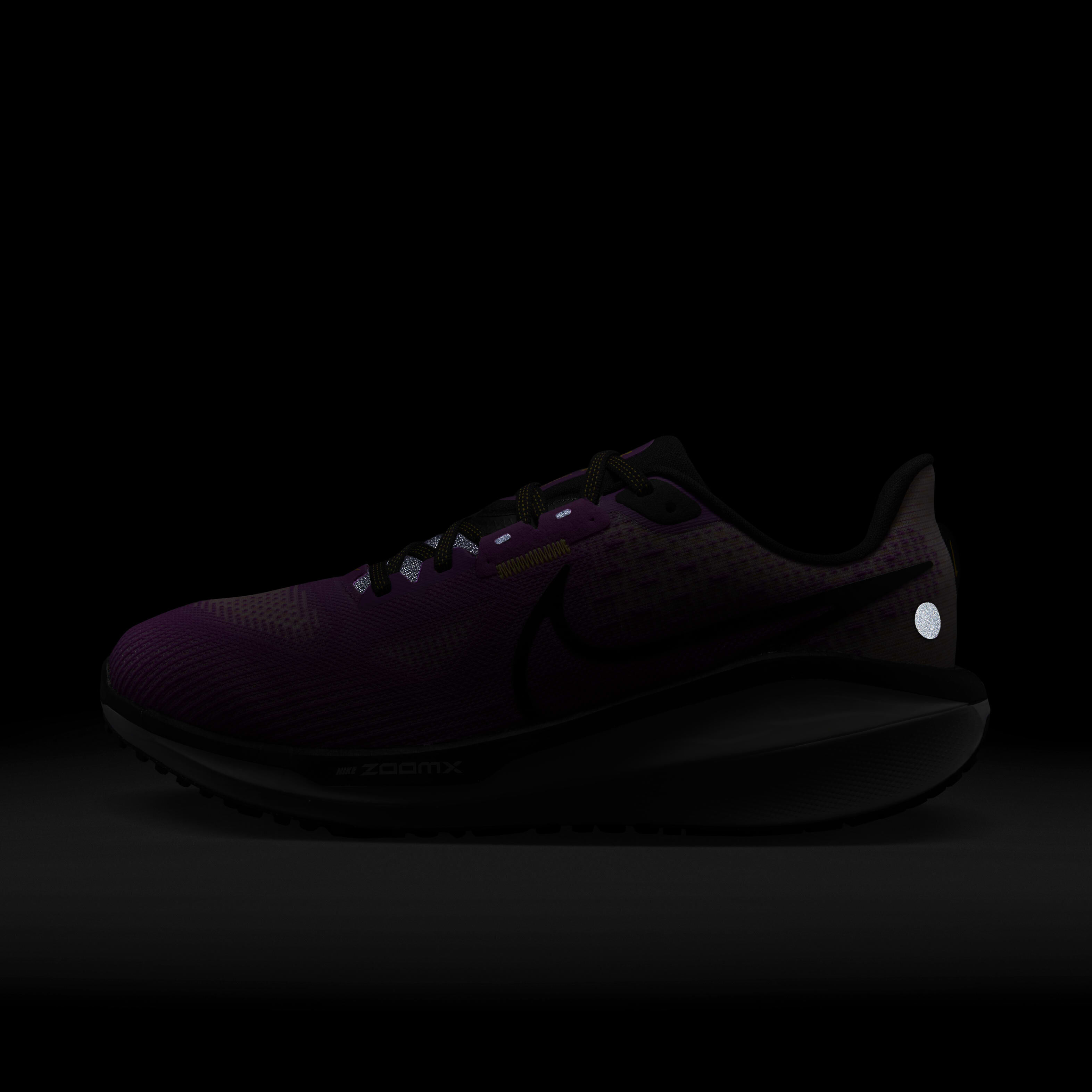 Nike Vomero 17 image number 10