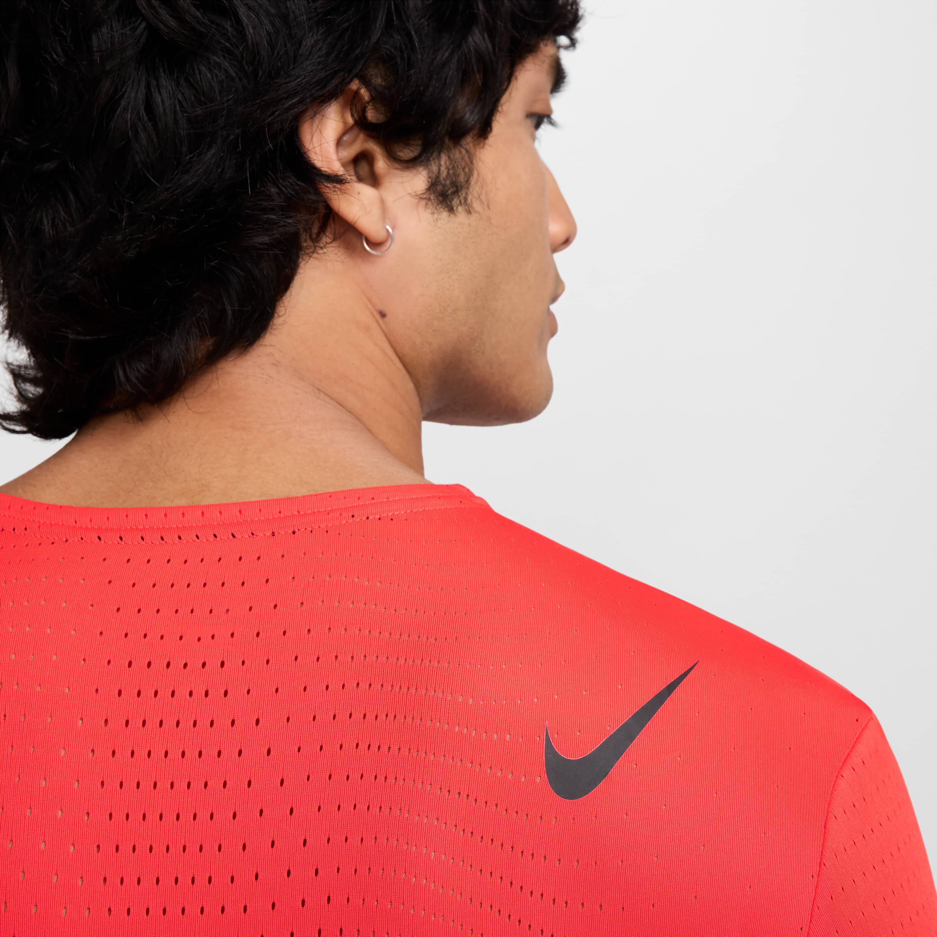 Nike AeroSwift image number 3