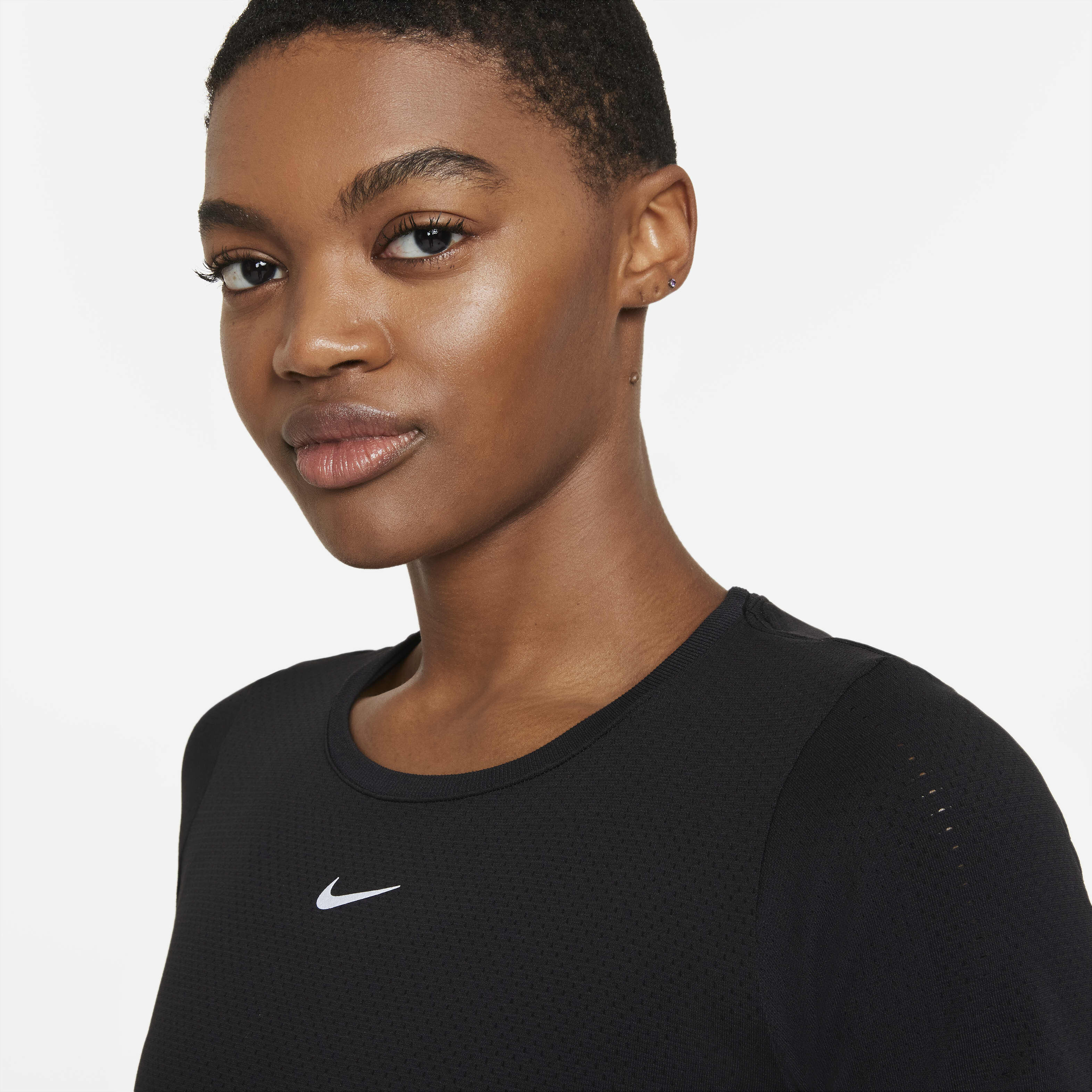 Nike Dri-FIT ADV Aura image number 2