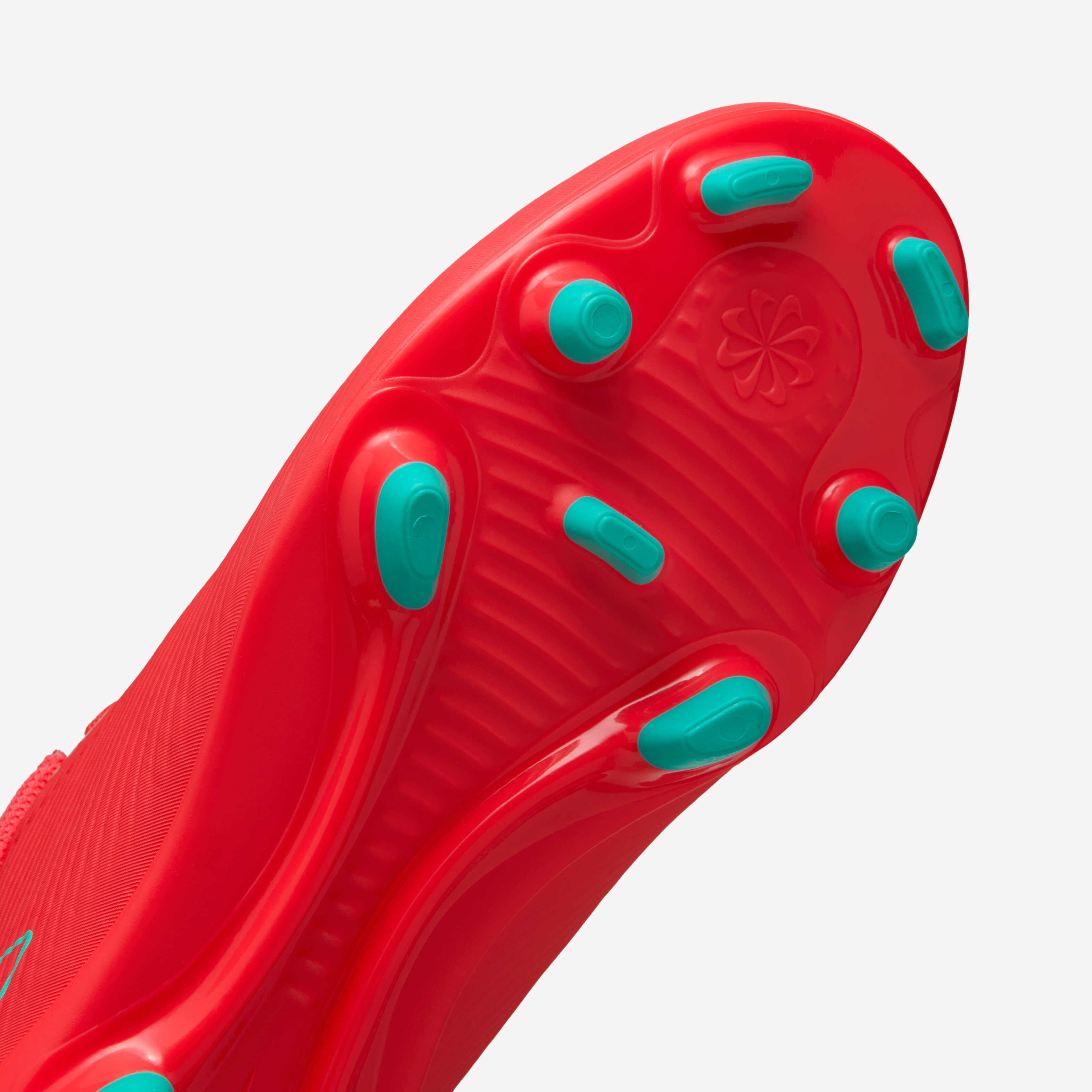 Nike Jr. Mercurial Vapor 16 Club image number 6