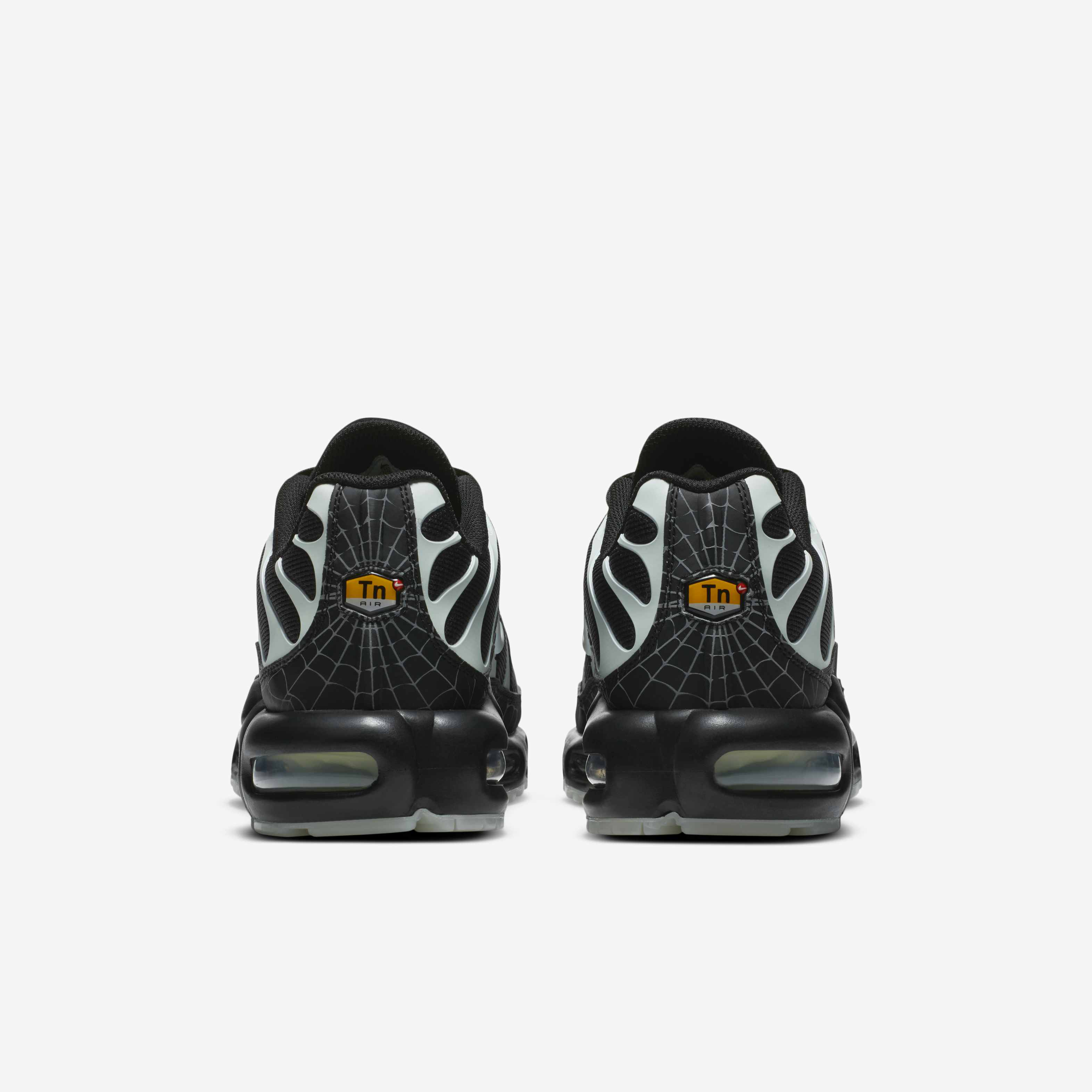 Nike Air Max Plus image number 5