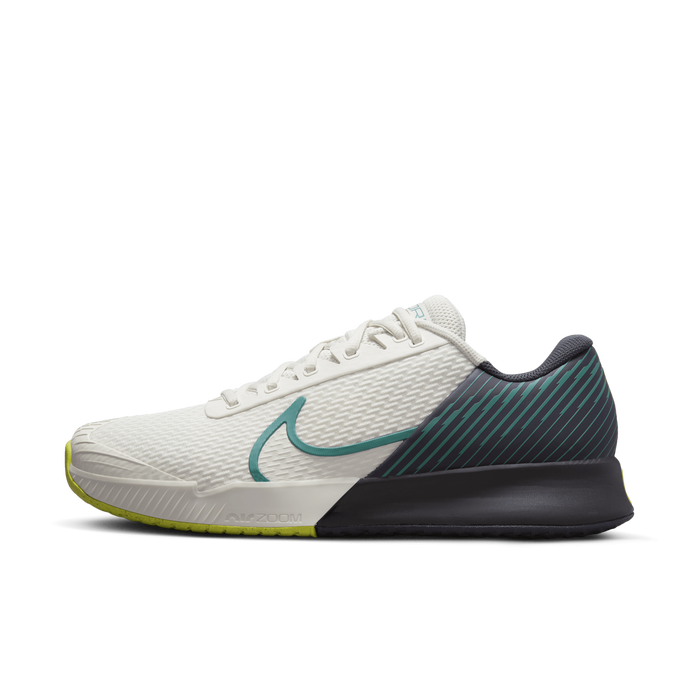 Nike tennis online shoes on sale