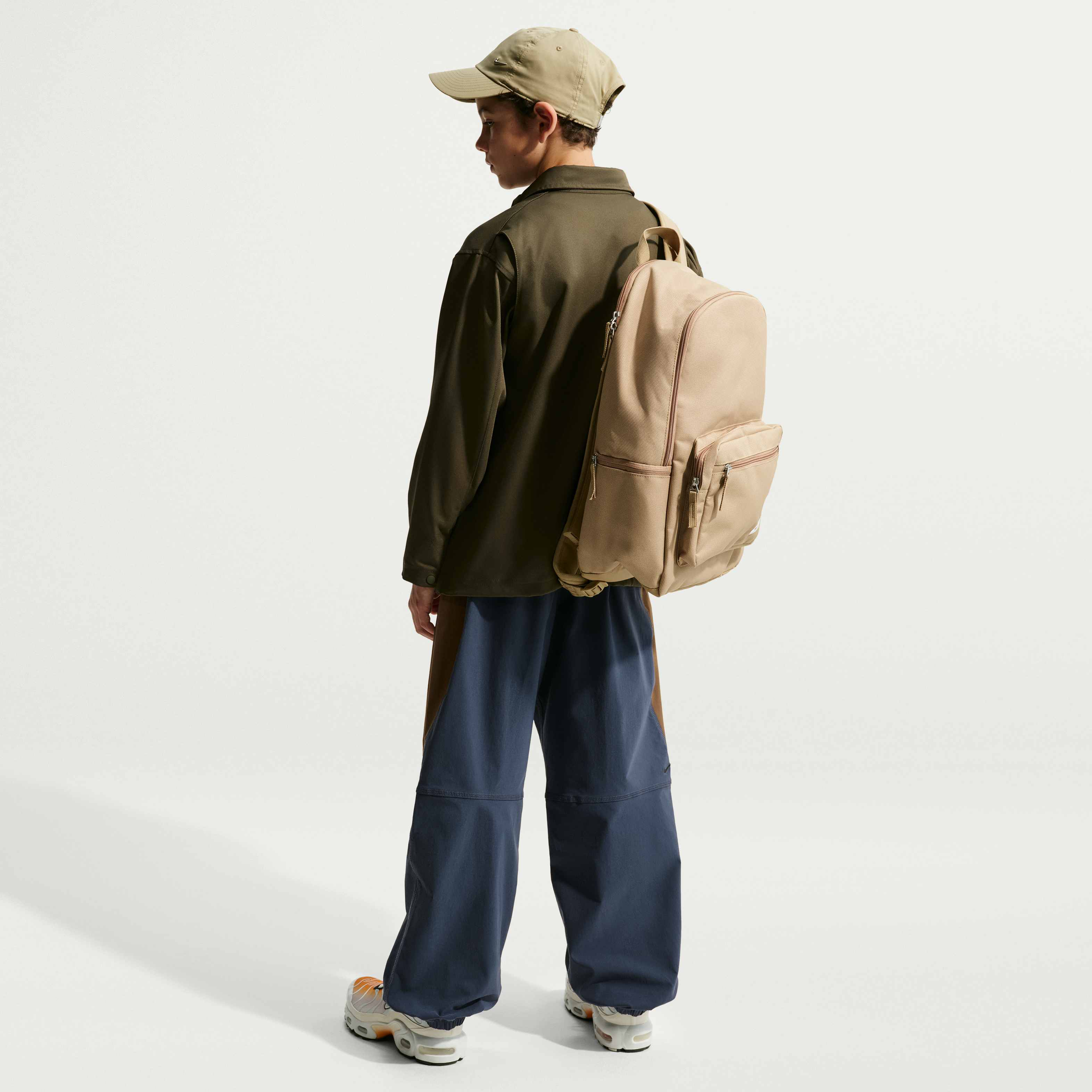 Nike Tech image number 4