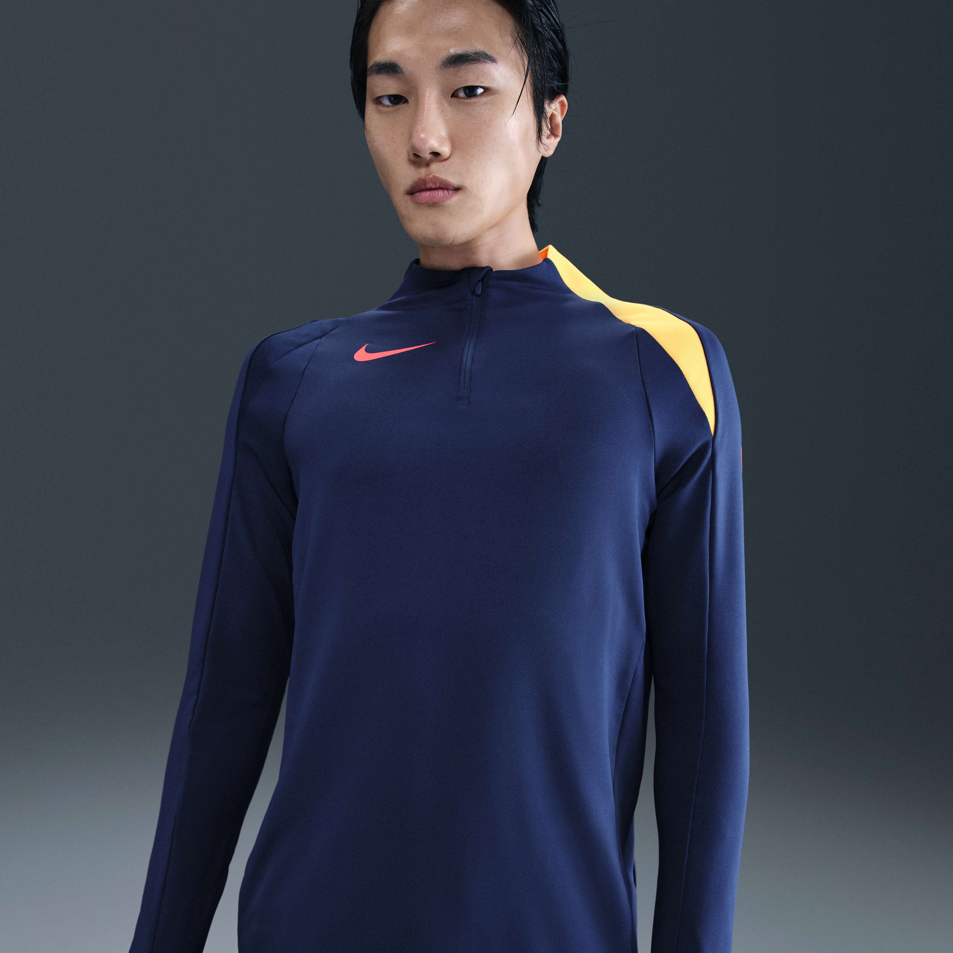 Nike Strike image number 0