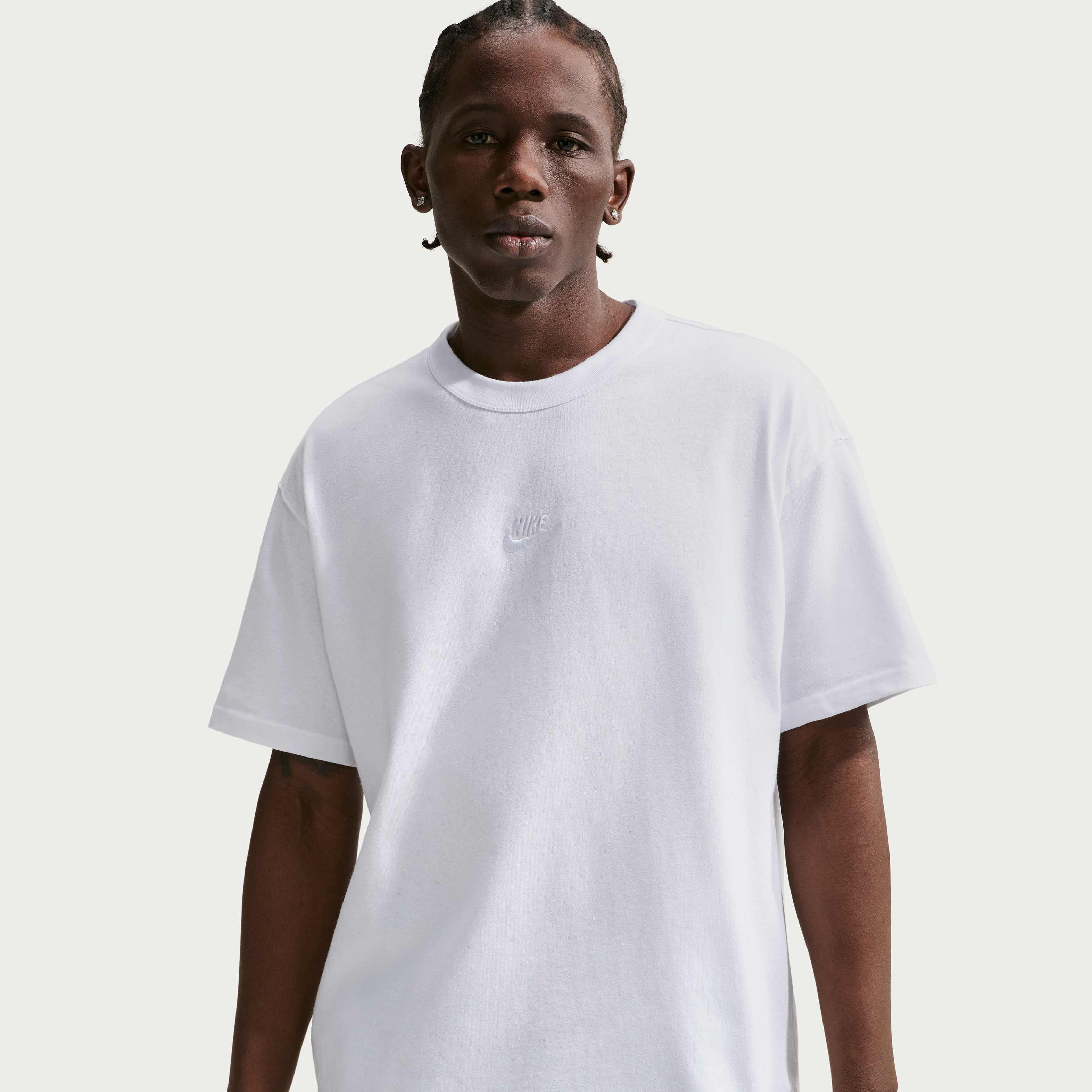 نايكي سبورتسوير بريميوم ايسنشالز image number 0