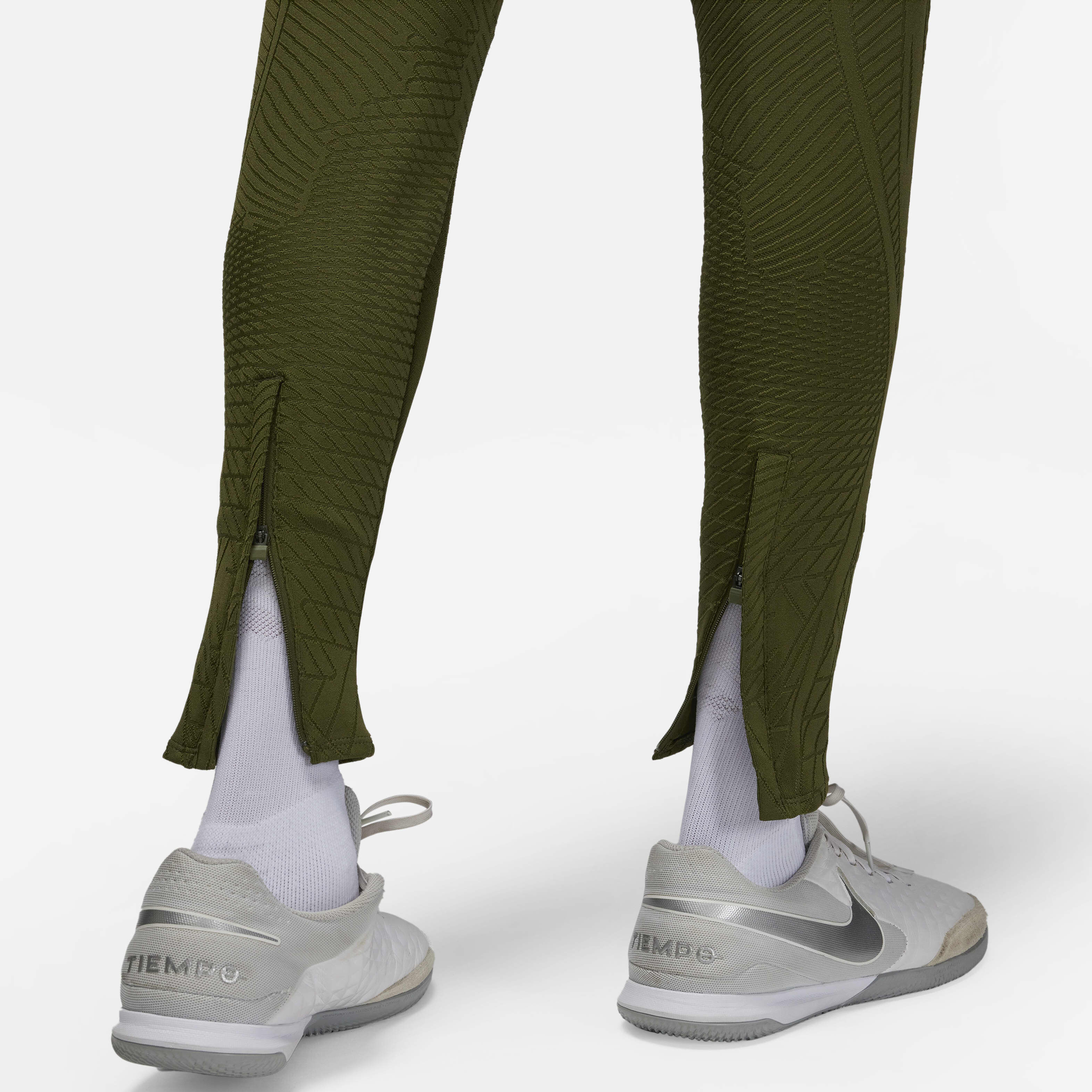 Paris Saint-Germain Strike Elite Fourth image number 7