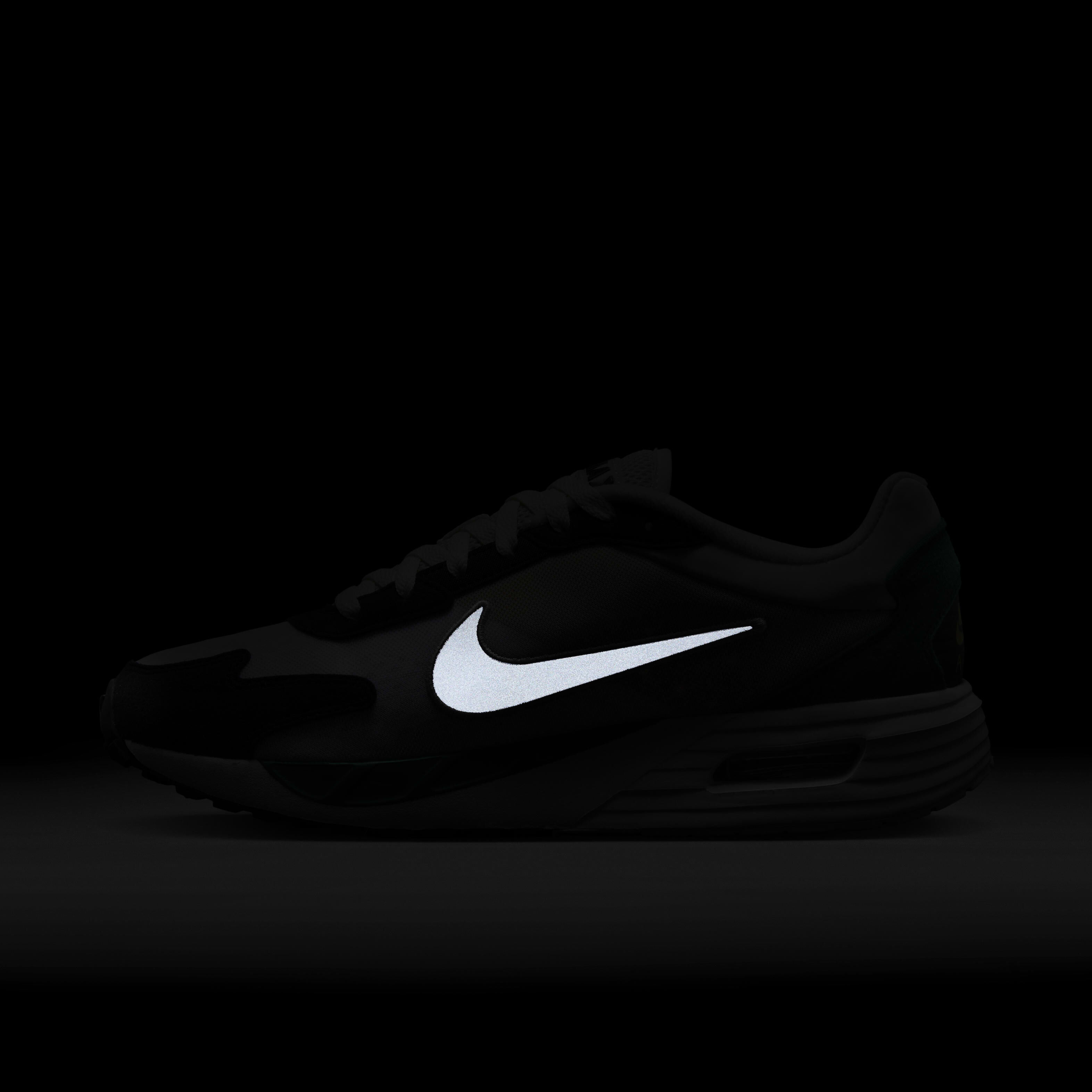 Nike Air Max Solo image number 10
