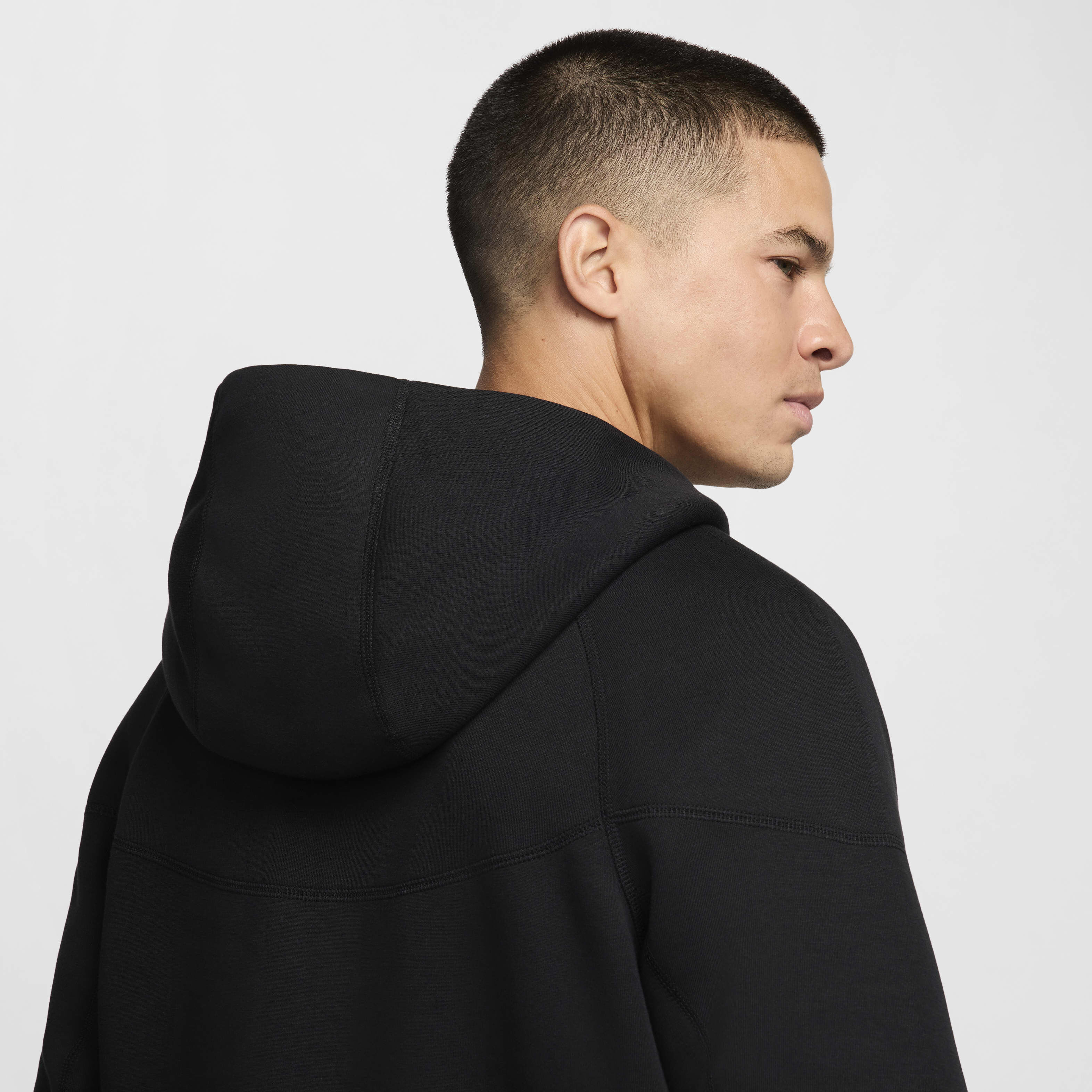 Buy Chelsea F.C. Tech Fleece Windrunner Third Men s Nike Football Full Zip Jacket Nike UAE Official
