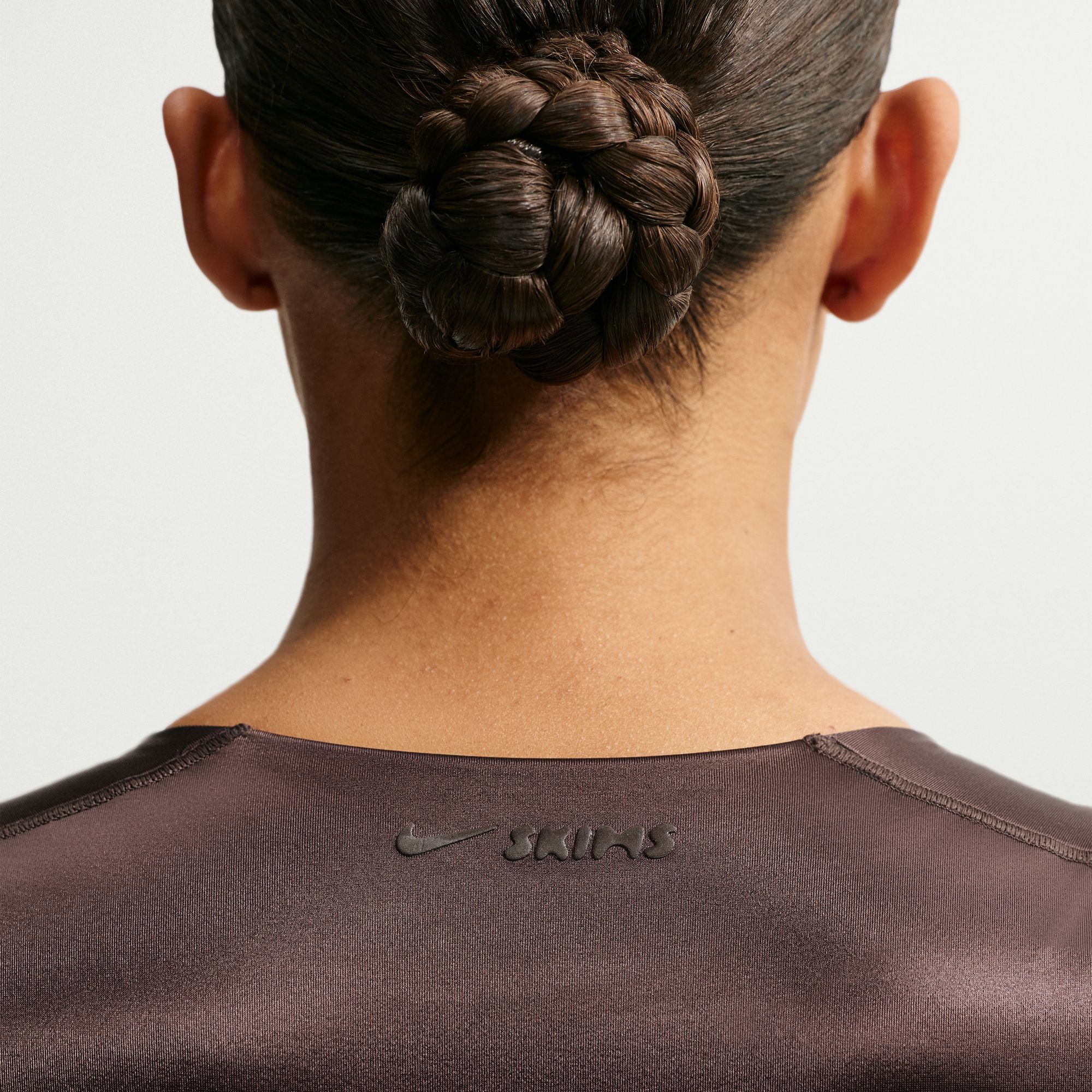NikeSKIMS Satin Shine image number 6