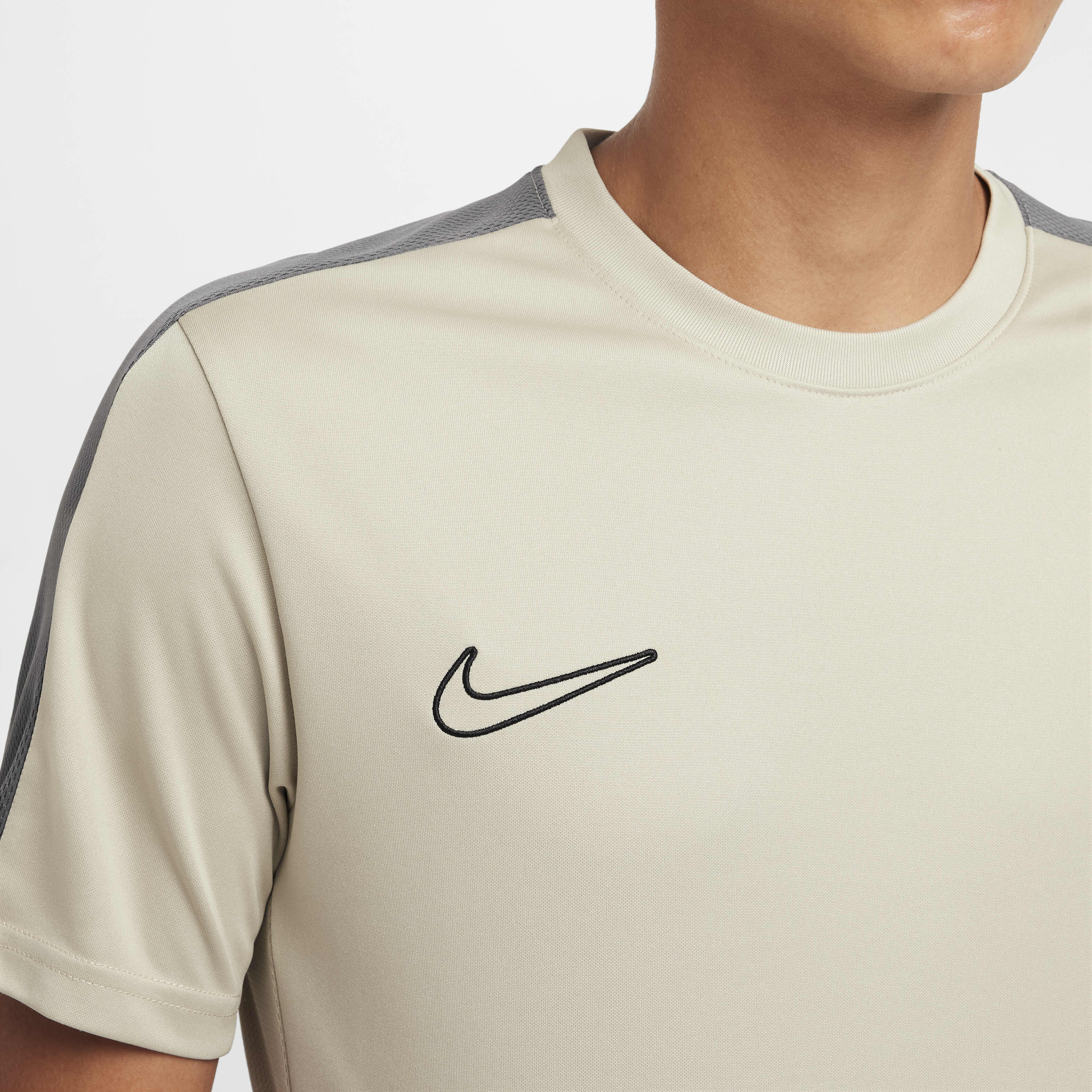 Nike Academy image number 3