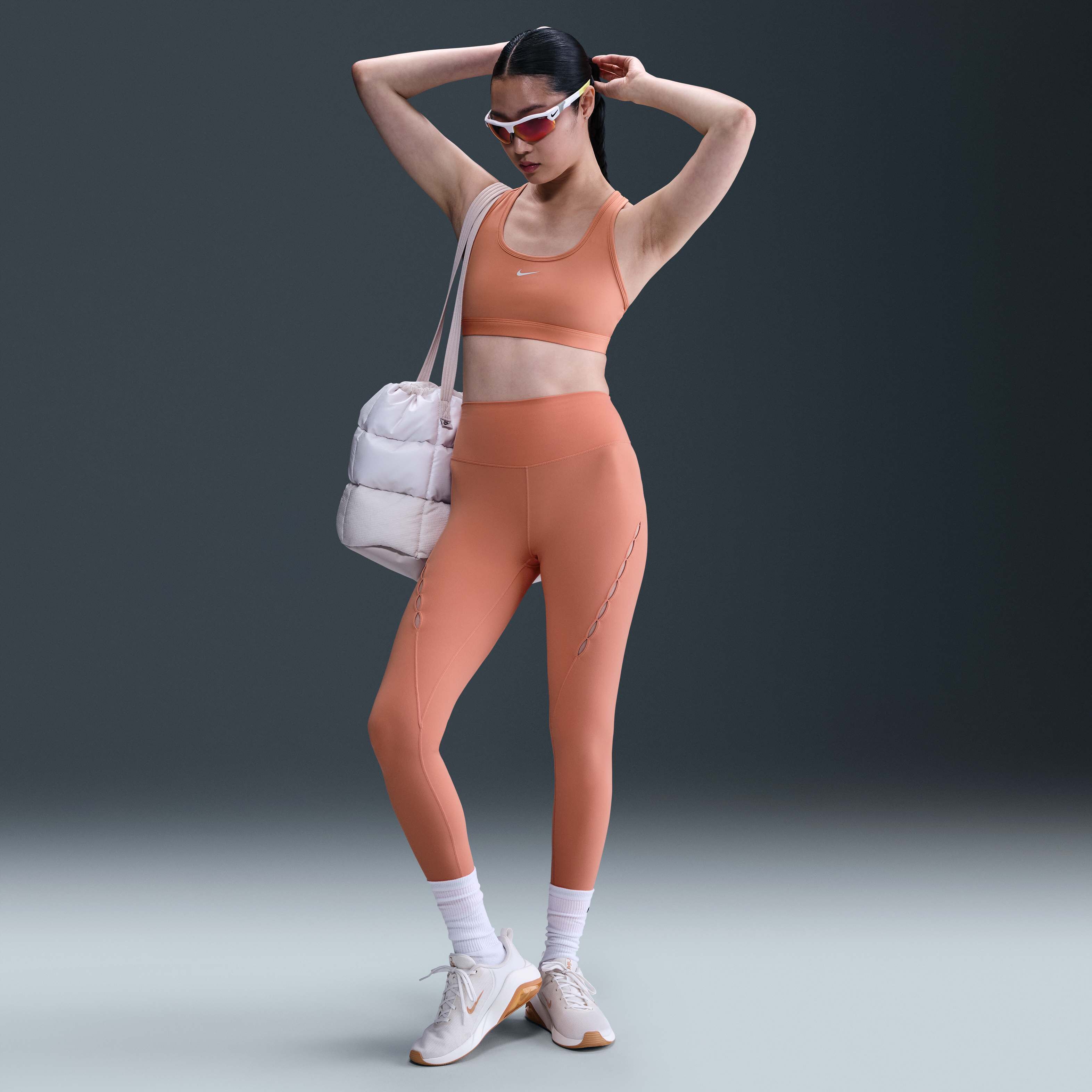 نايكي سووش لايت سابورت image number 3