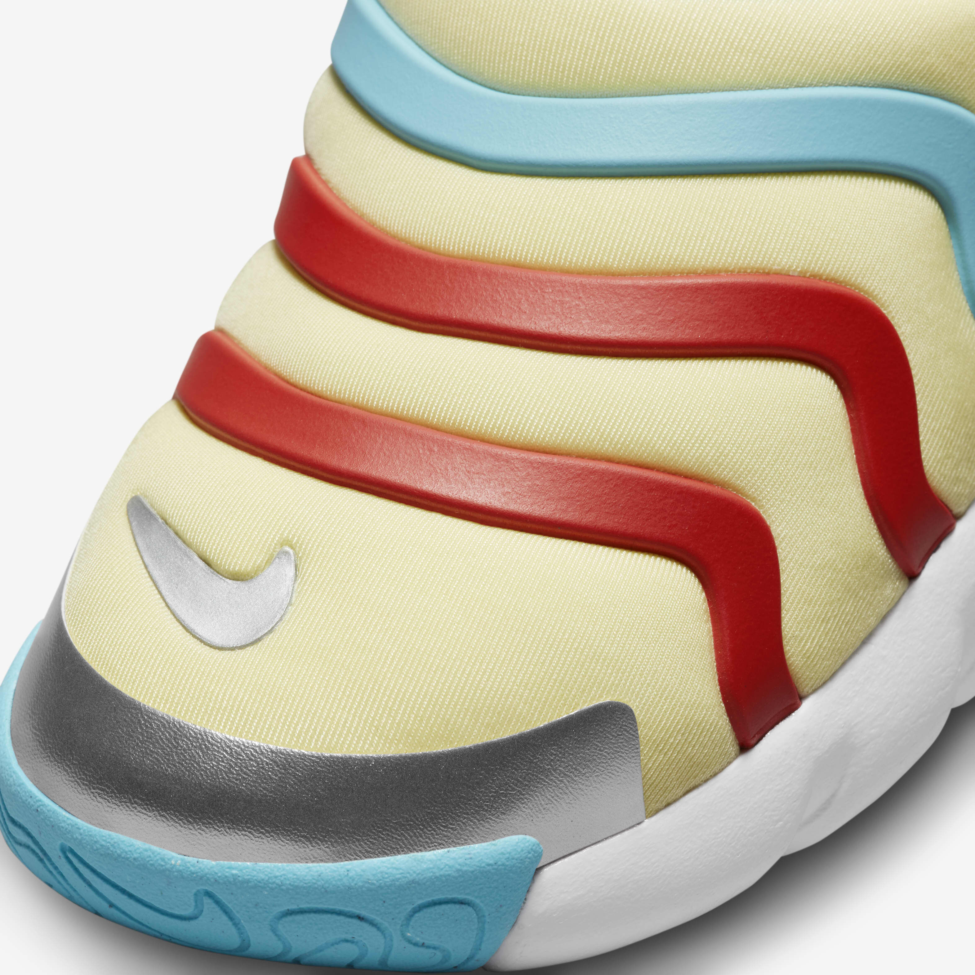 Nike Dynamo Go SE image number 6