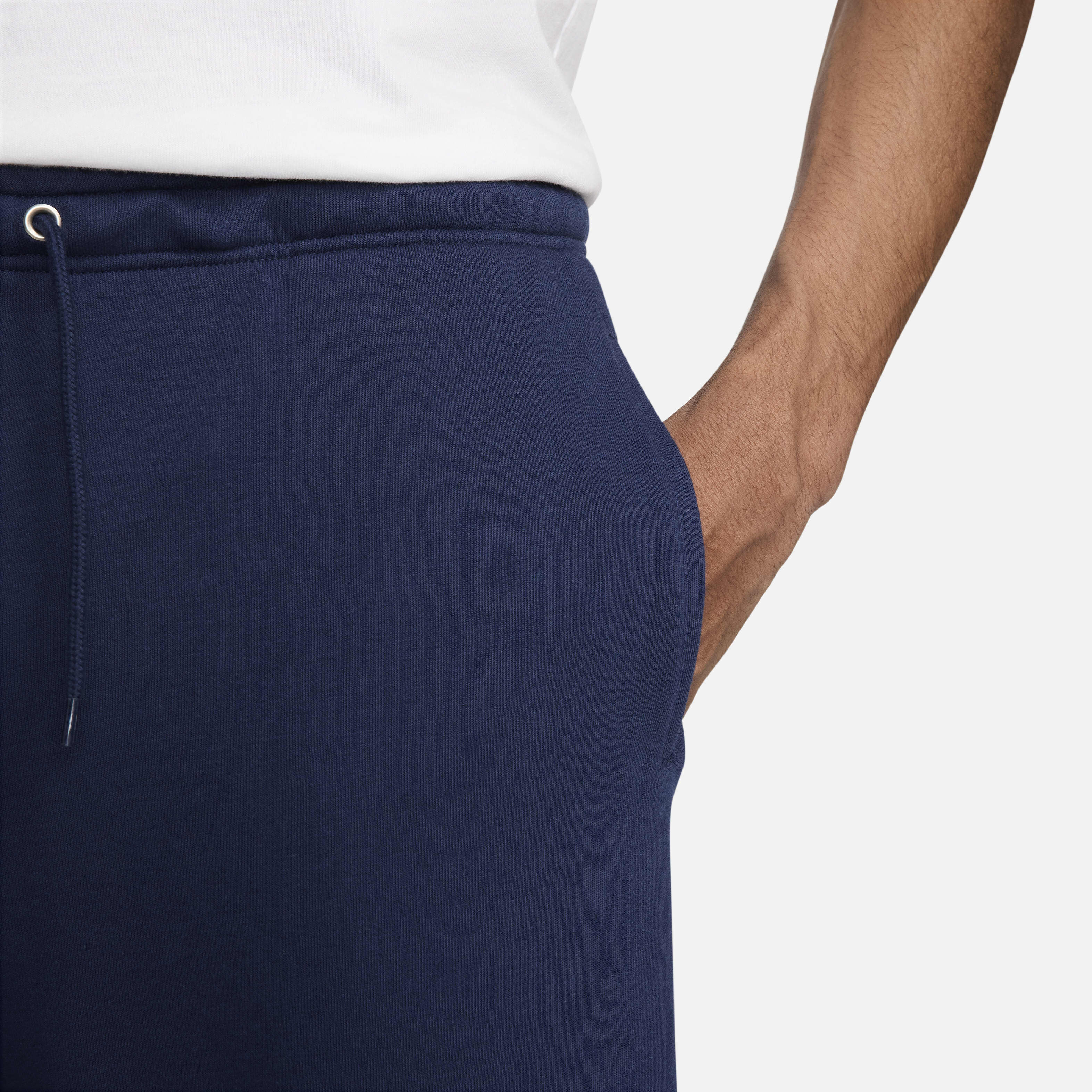 Nike Sportswear Club image number 3