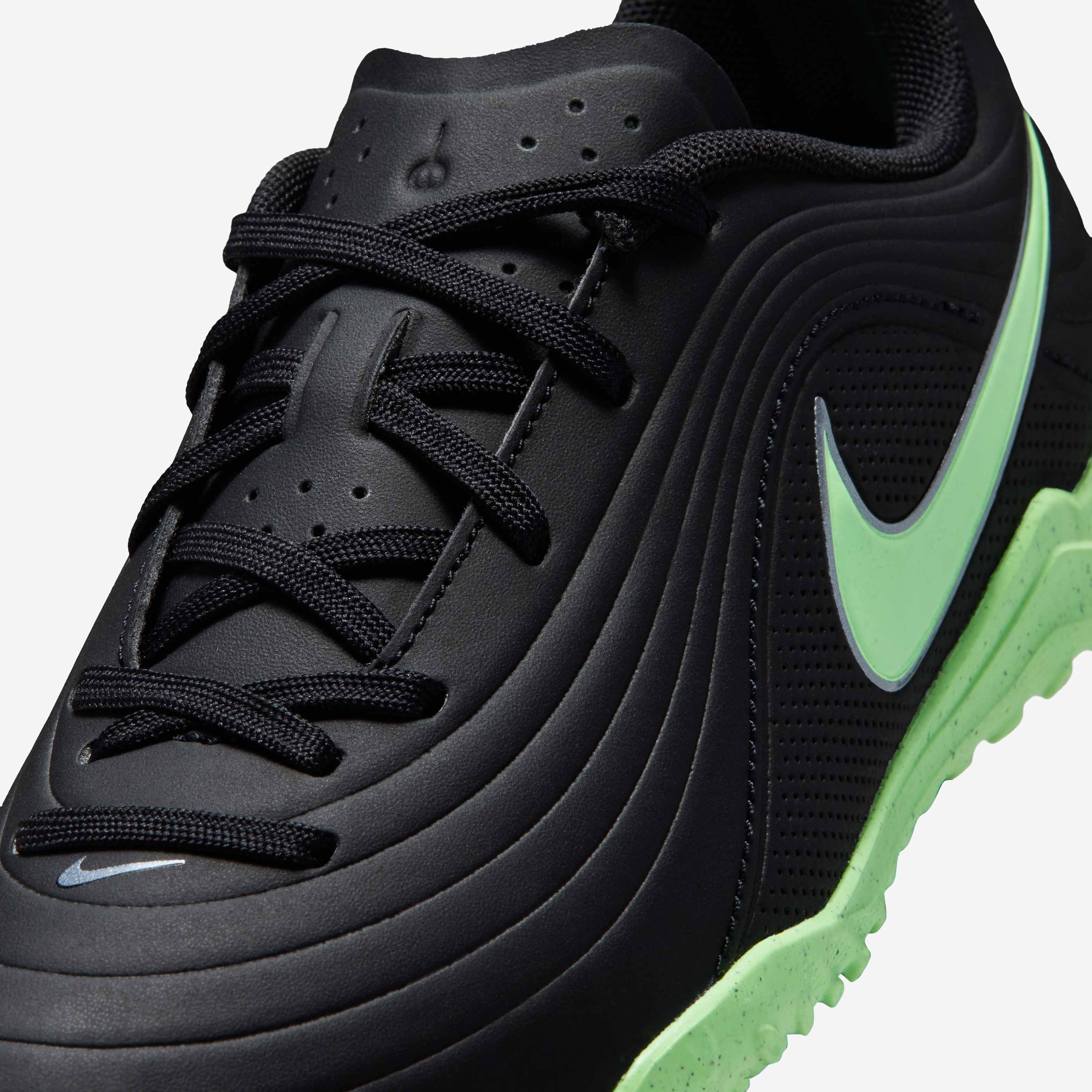 Nike Jr. Tiempo Maestro Club image number 6