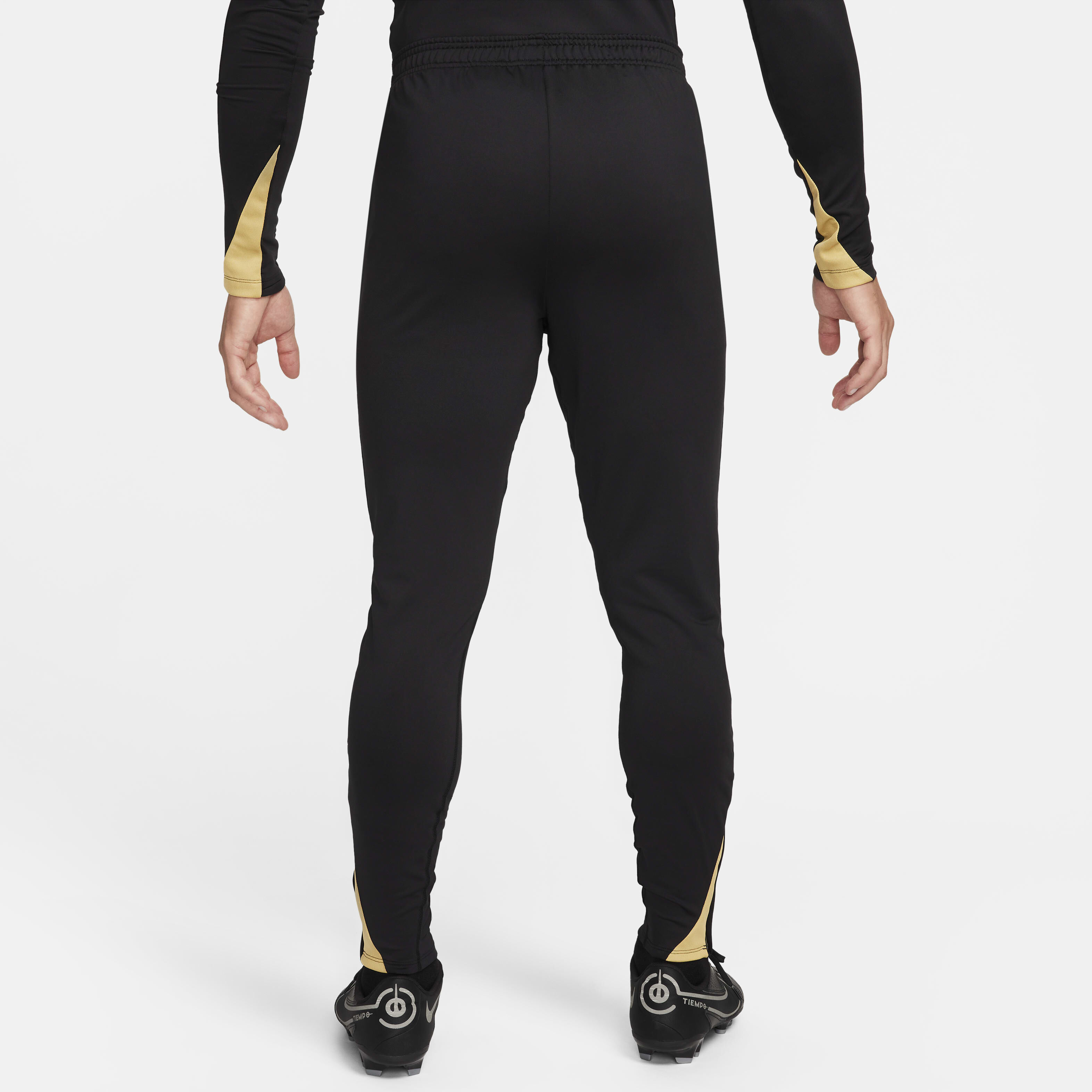 نايكي سترايك image number 1