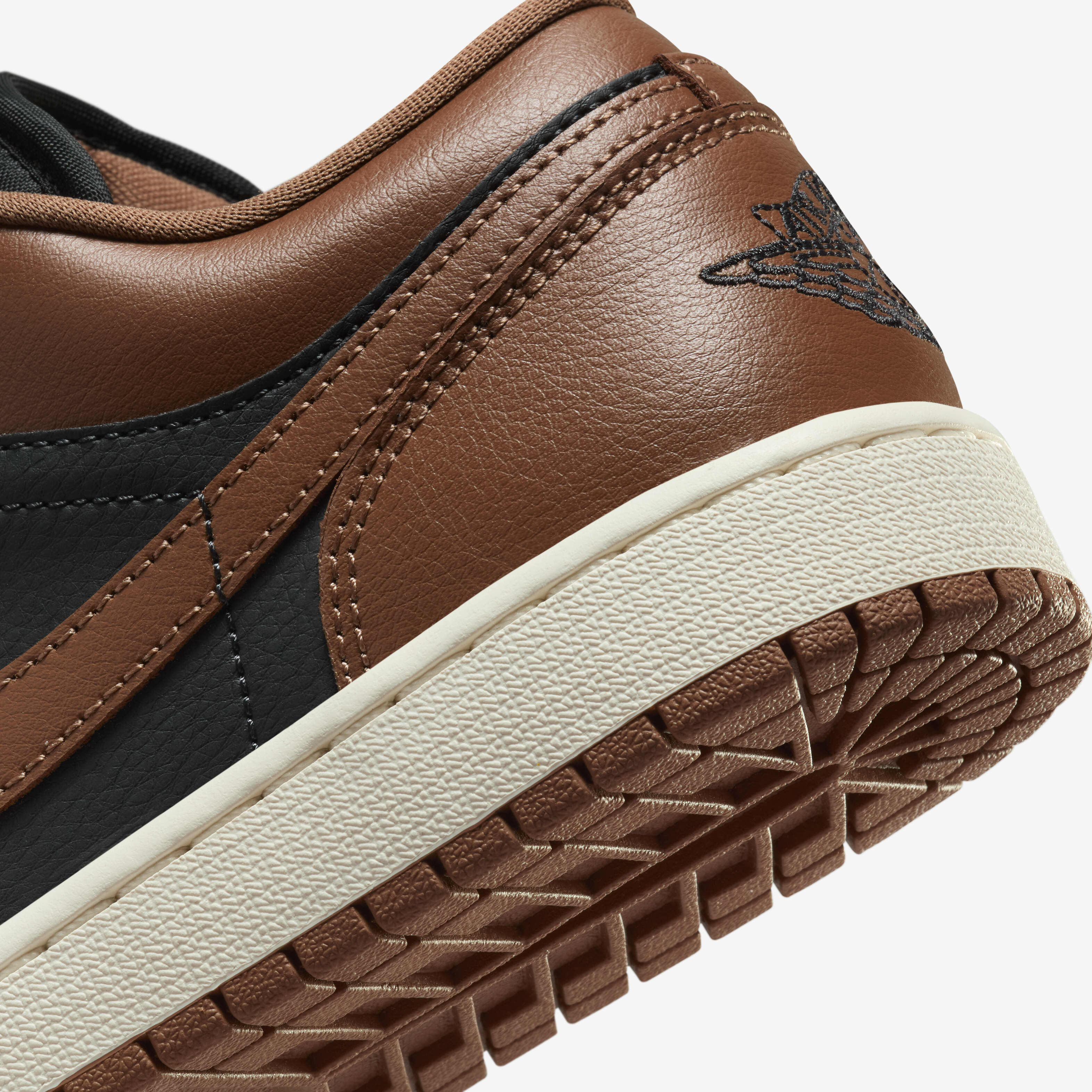 Nike jordan brown shop