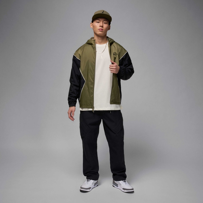 Jordan Flight Essentials image number 4 Jordan Flight Essentials image number 4