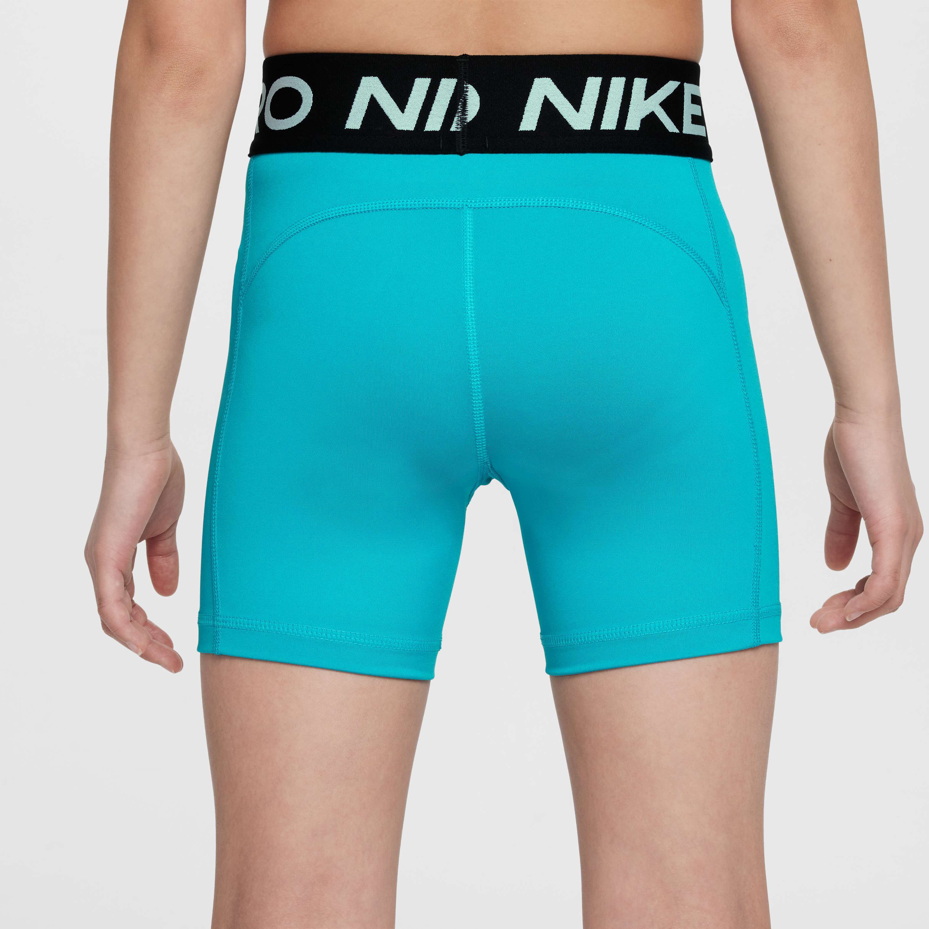 Nike Pro image number 2