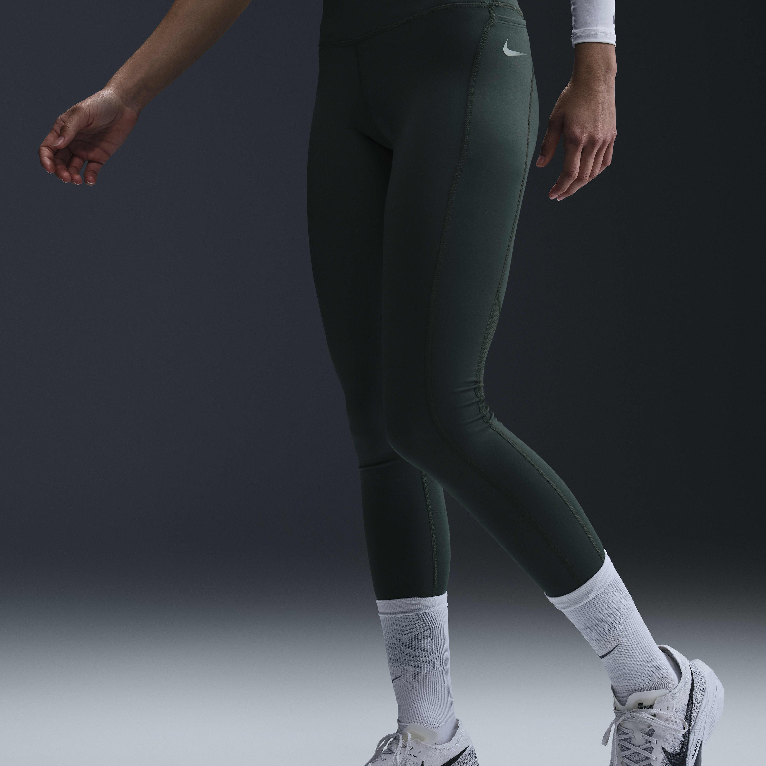 Nike Epic Fast image number 1