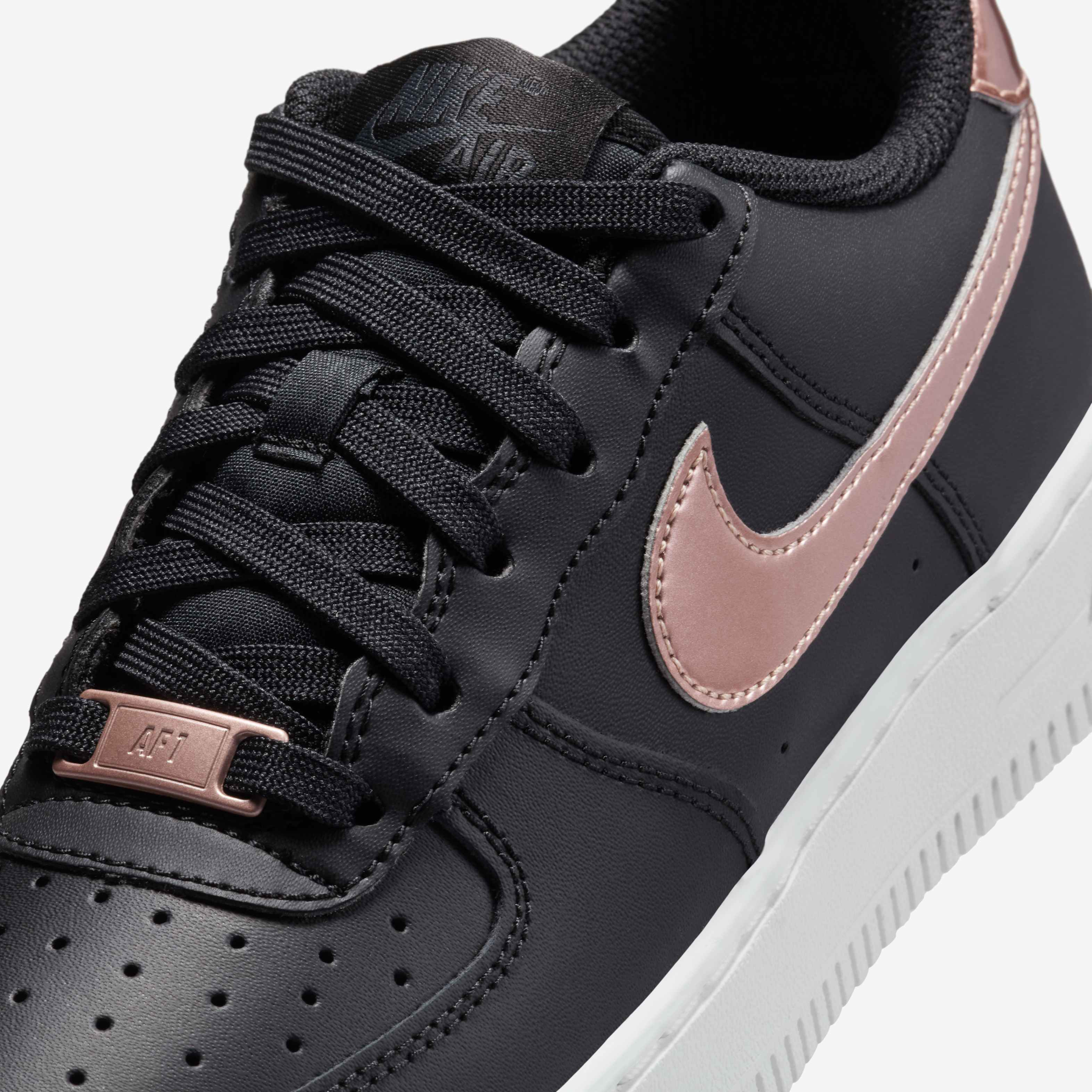 Nike Air Force 1 SE image number 6
