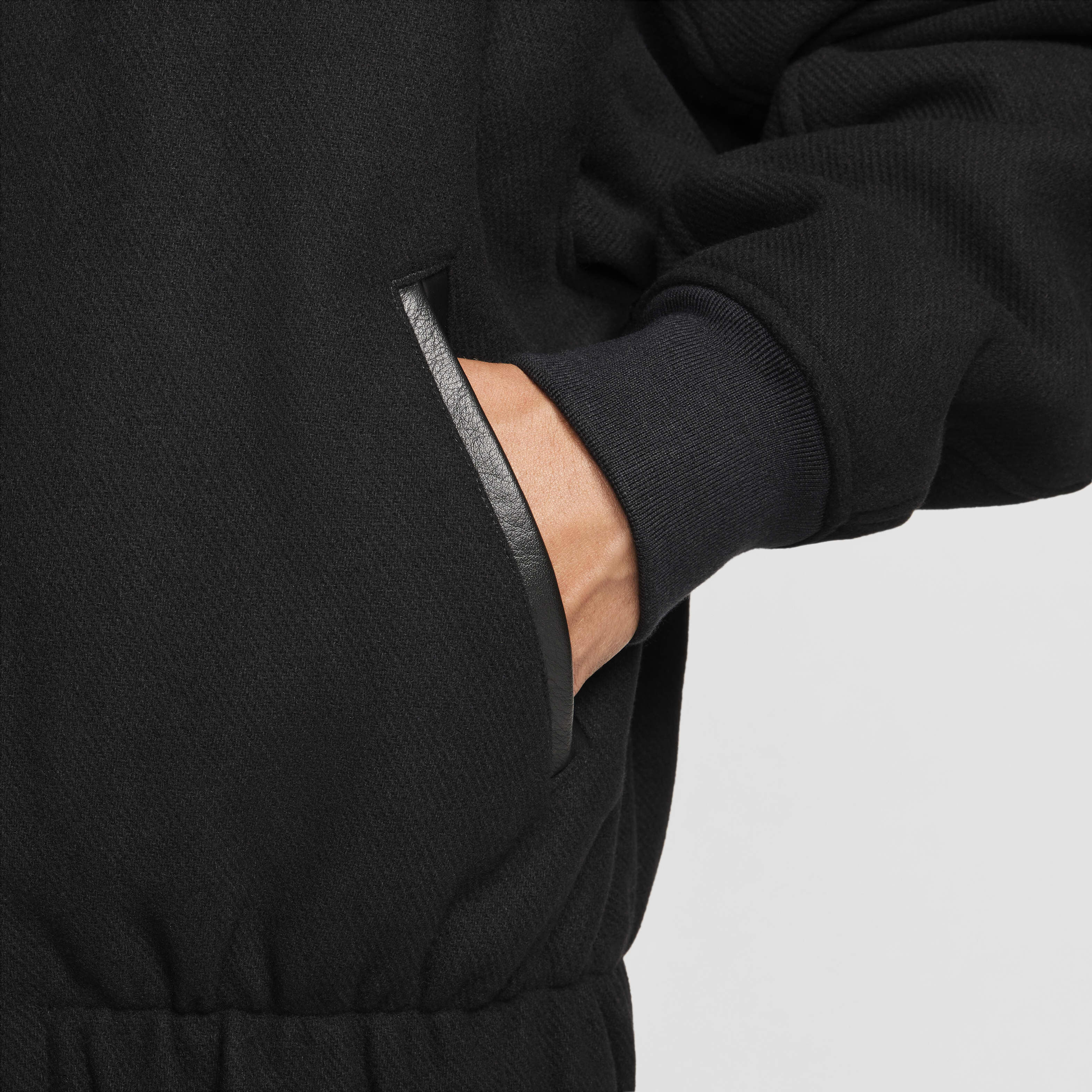 Nike Solo Swoosh image number 4