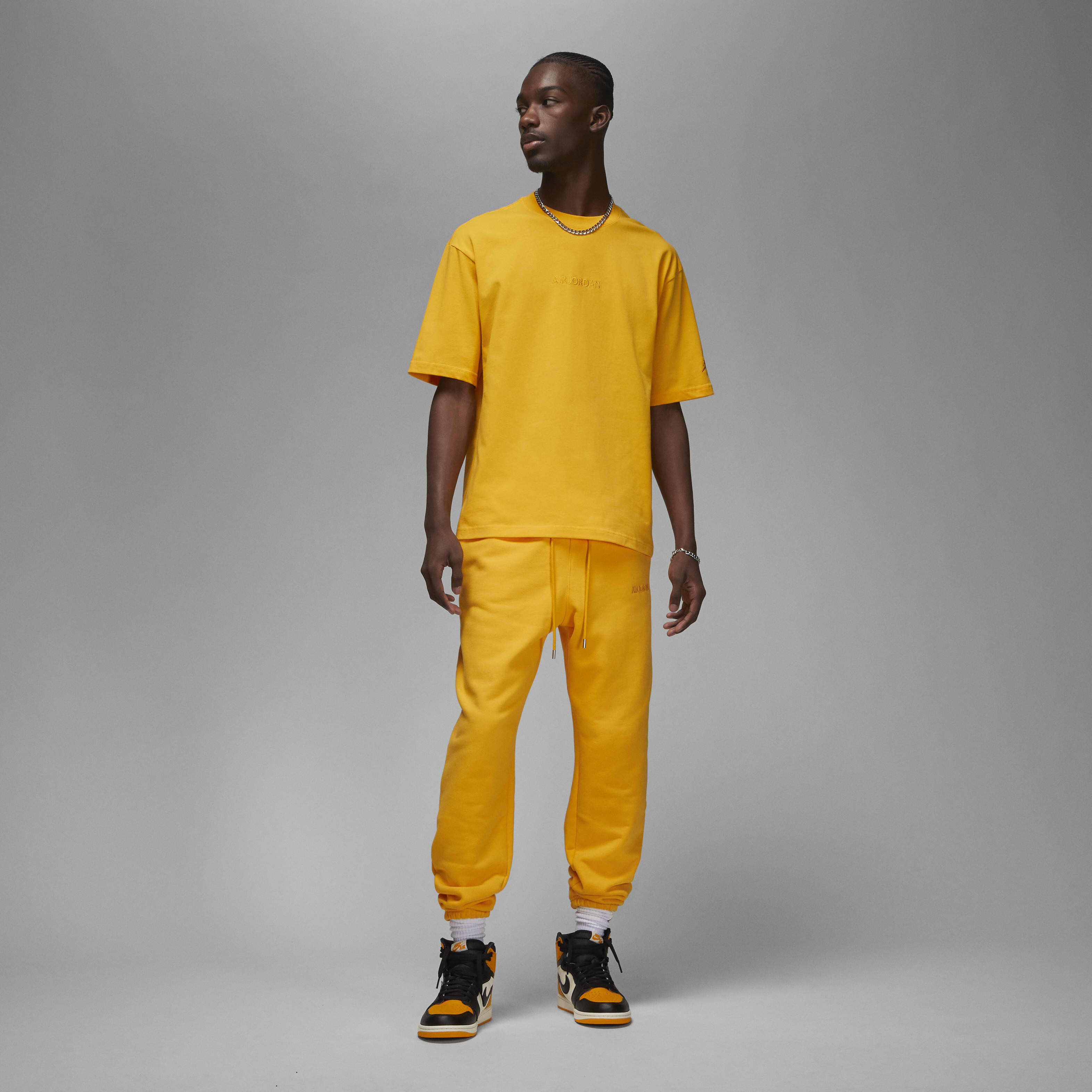 Air Jordan Wordmark image number 4