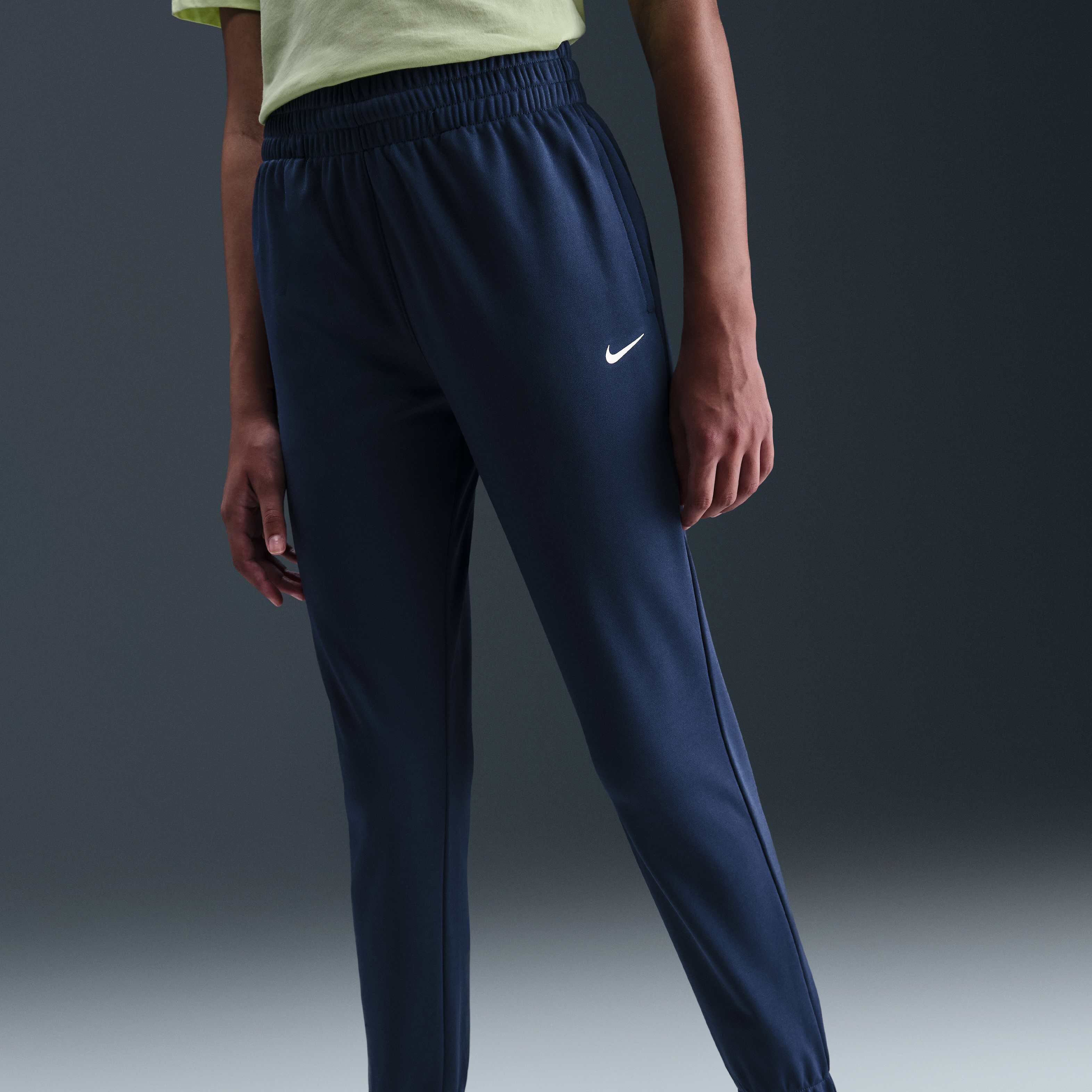 Nike Sportswear image number 3