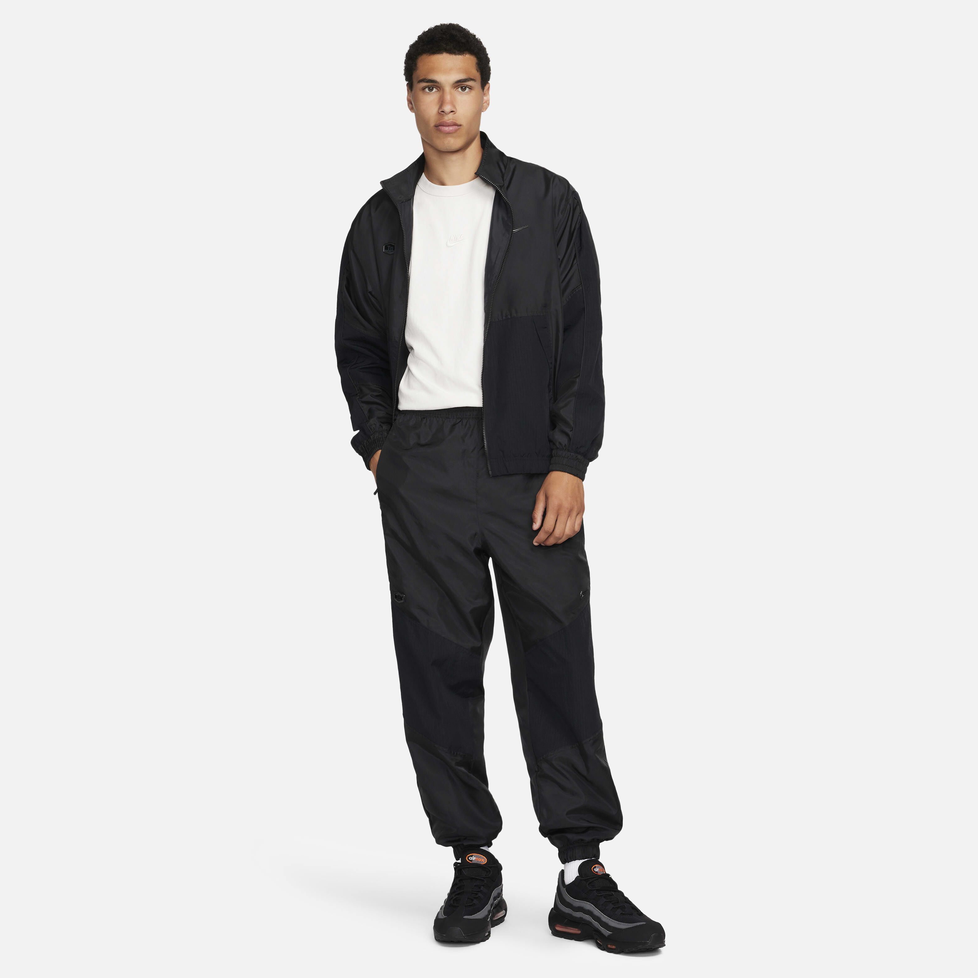 نايكي سبورتسوير image number 7